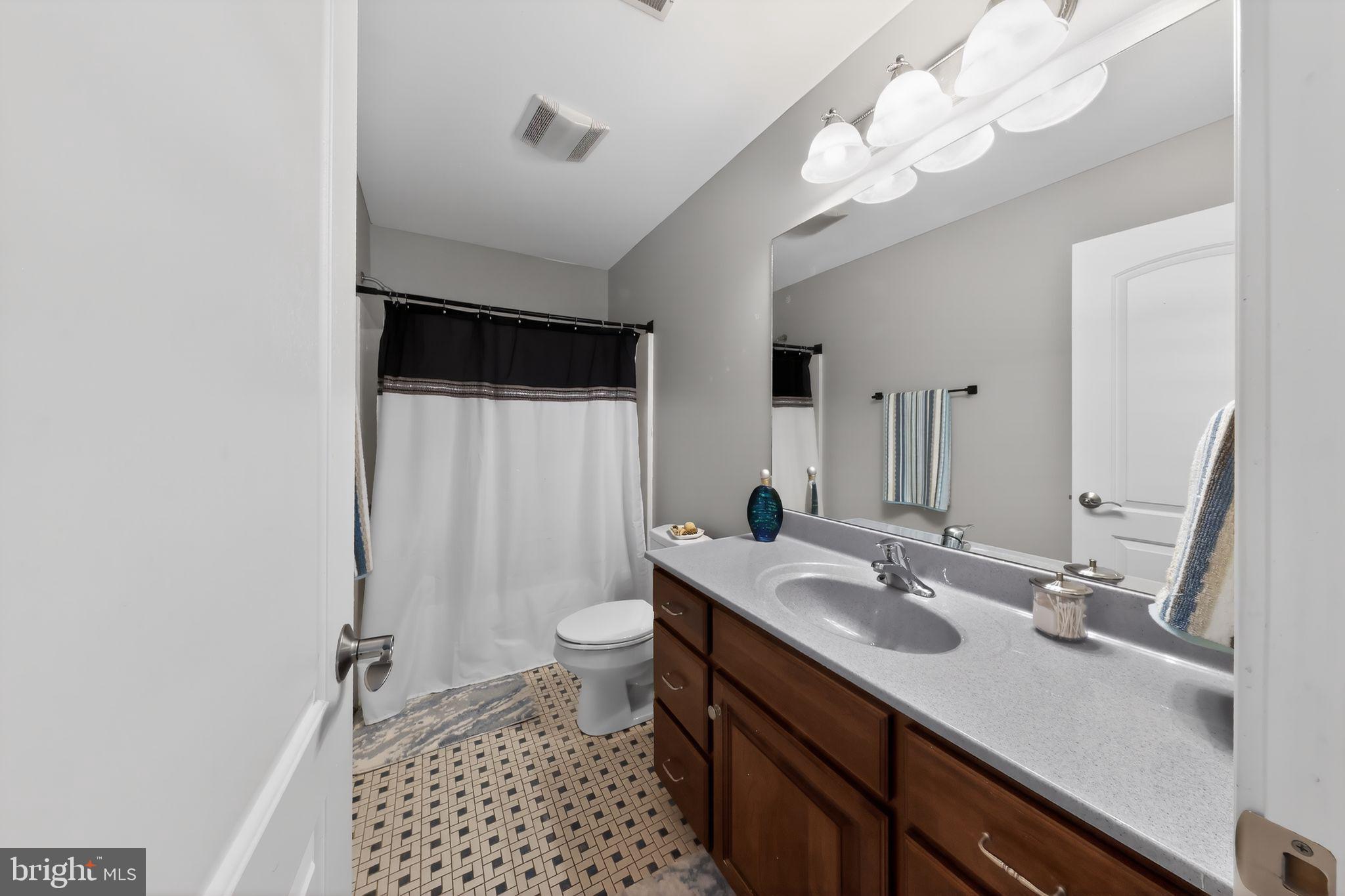 ROCKLAND HILLS - Residential