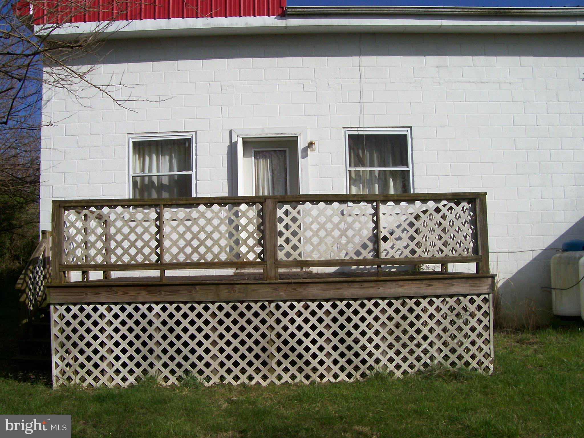 NONE UNRESTRICTED - Residential