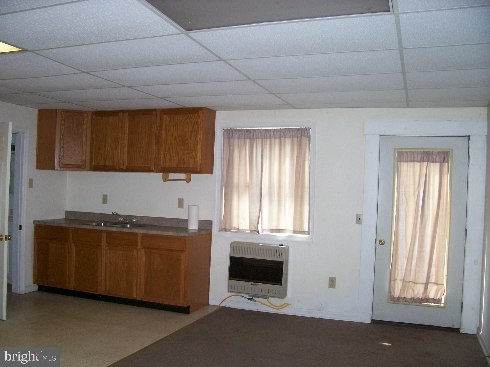 NONE UNRESTRICTED - Residential