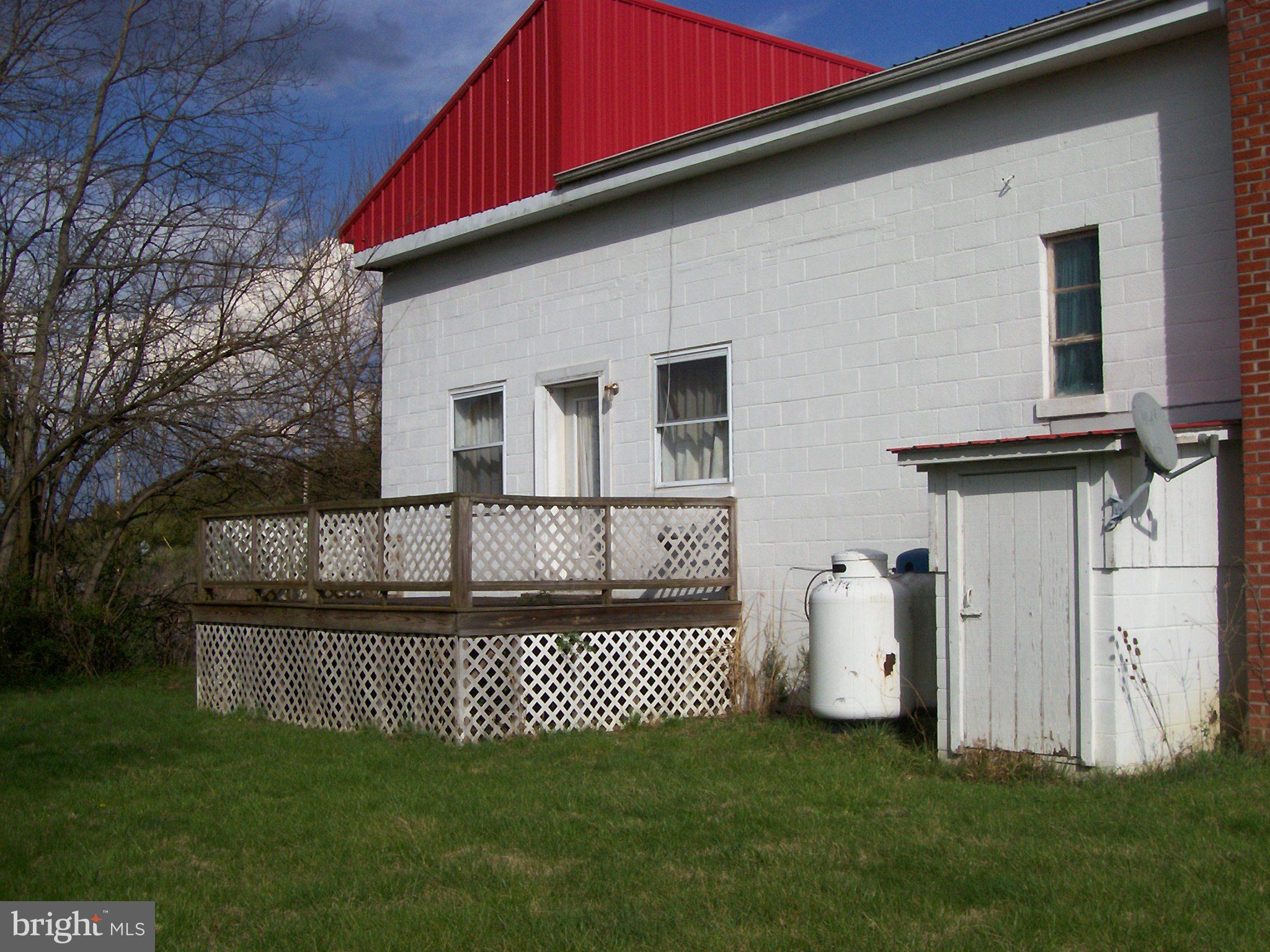 NONE UNRESTRICTED - Residential