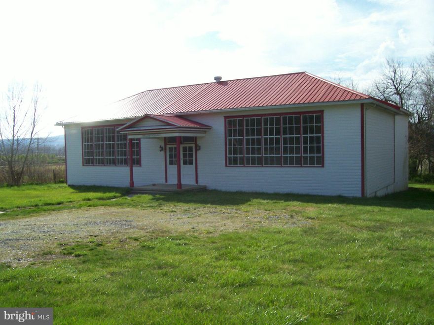 2 BD/1BA home located near shopping, medical facilities, large employers and schools.  Renovated Two Room Historic School  Store front, daycare, studio, fitness center, storefront.  Beautiful original wooden floors and large windows for natural lighting.  Updated 2BD/1 BA studio apartment located to the rear of the building with modern kitchen and bath.  Call today to schedule an appointment.