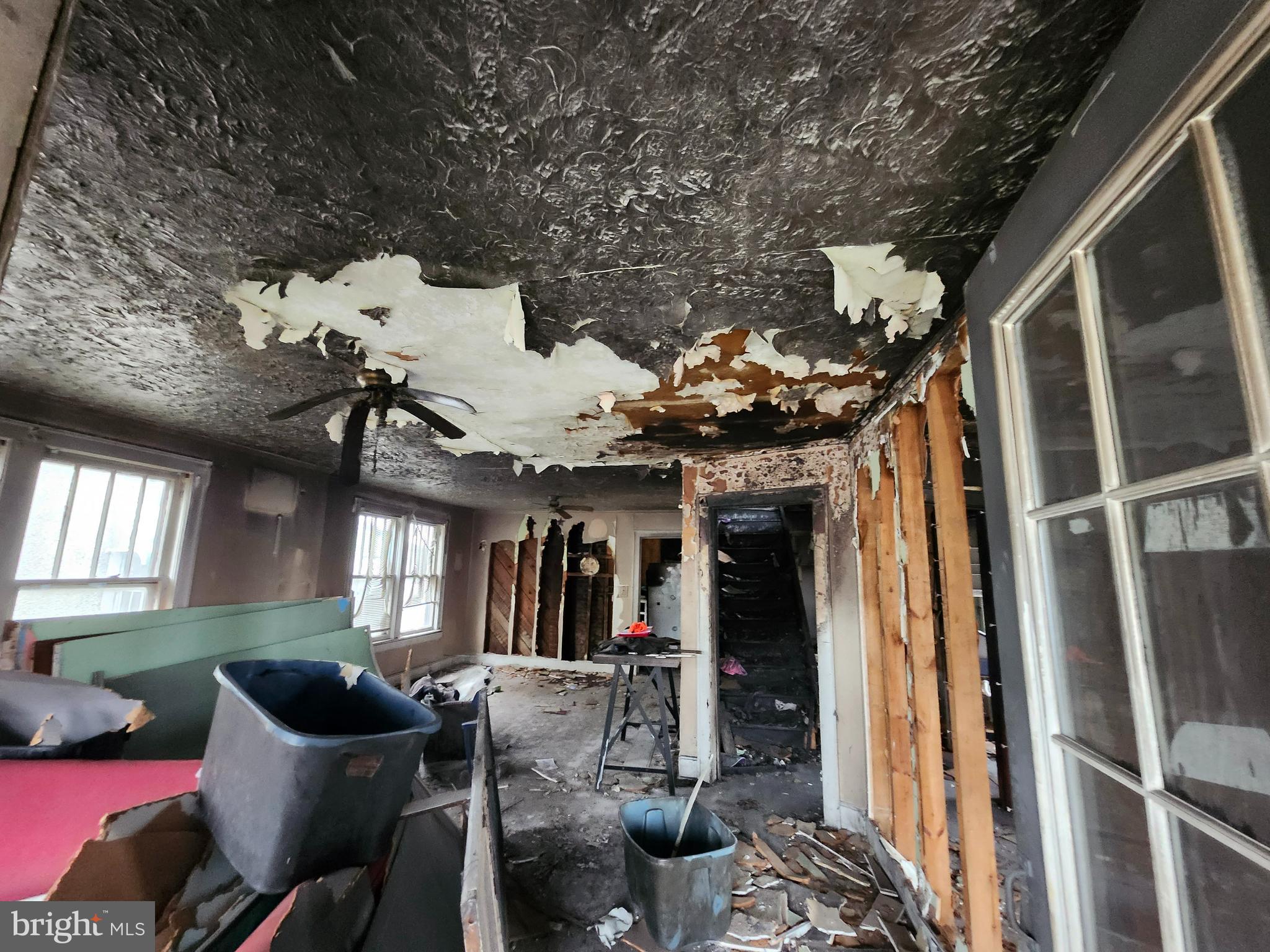 810 N POCAHONTAS AVENUE