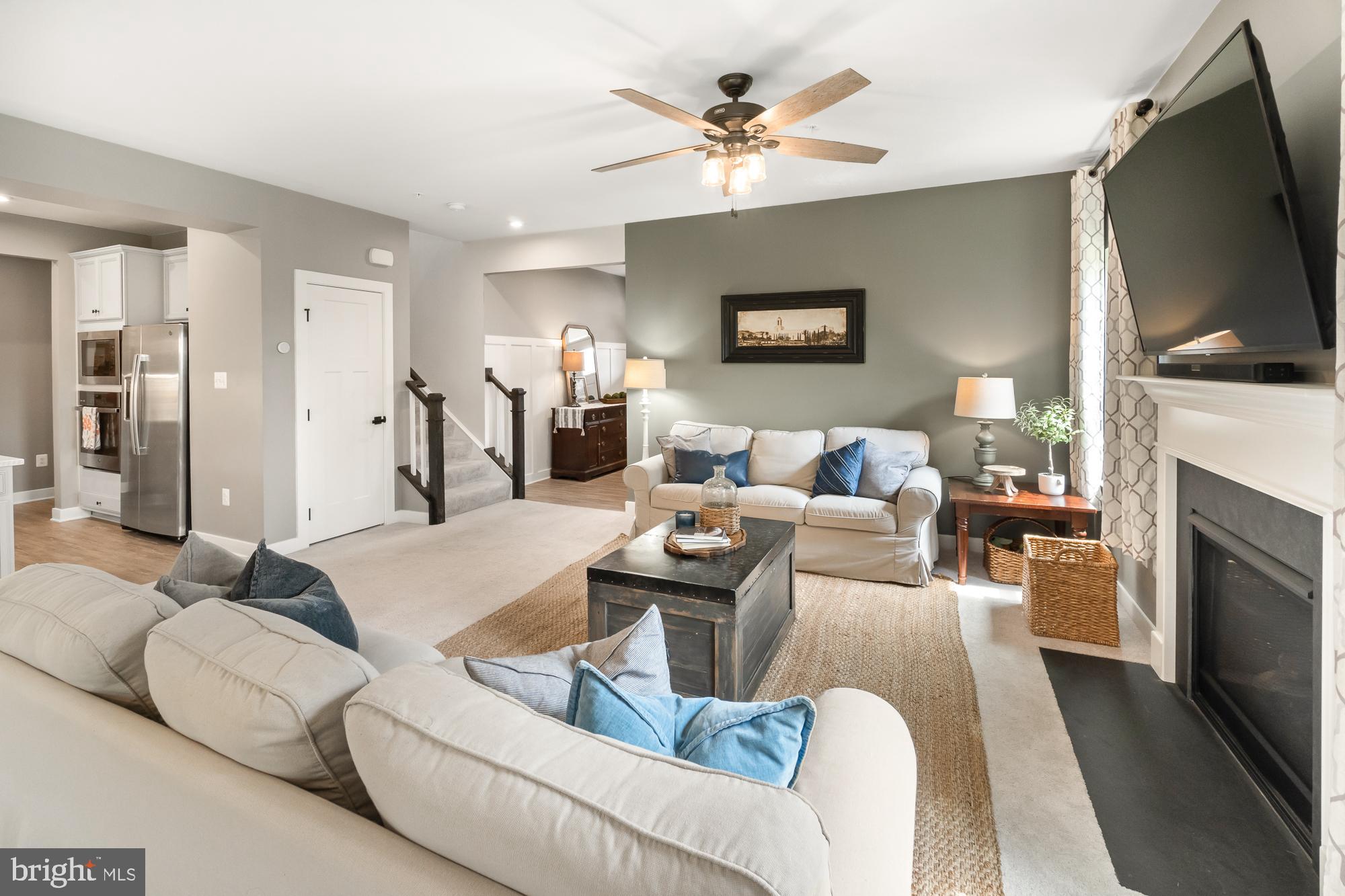 LAKE LINGANORE - Residential