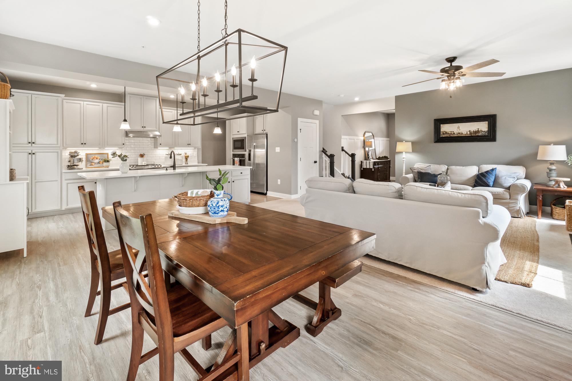 LAKE LINGANORE - Residential