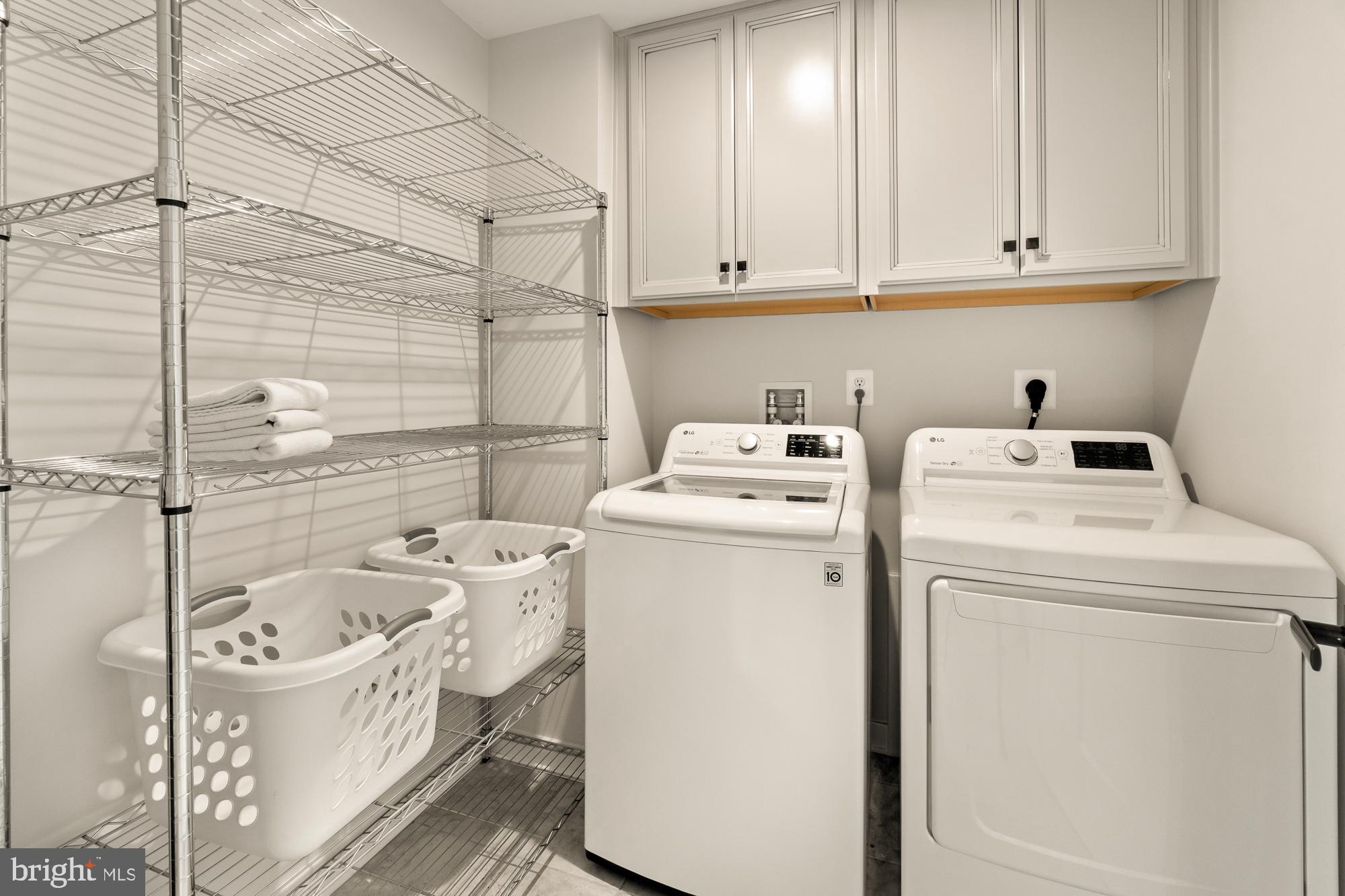 LAKE LINGANORE - Residential