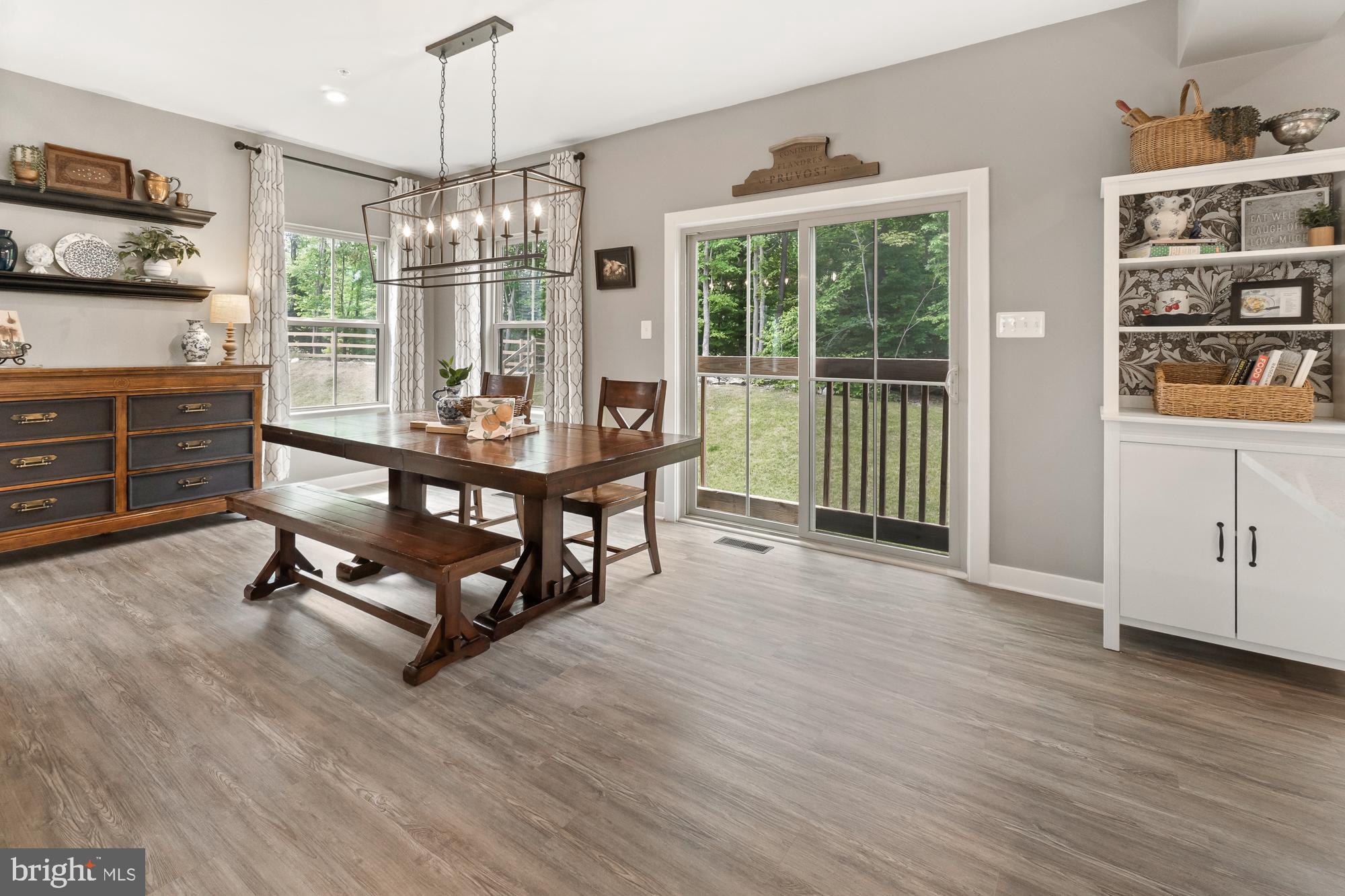 LAKE LINGANORE - Residential