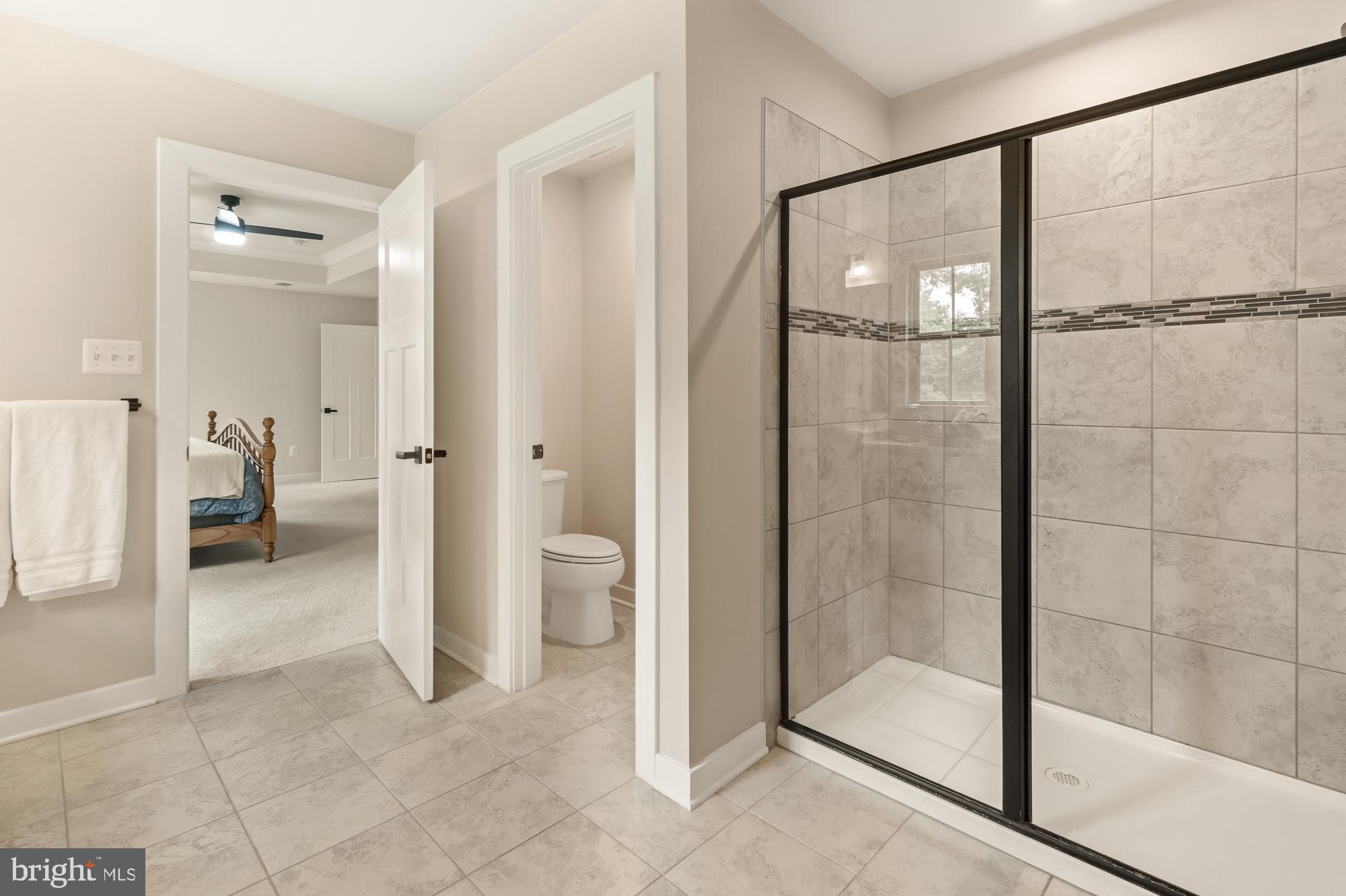 LAKE LINGANORE - Residential