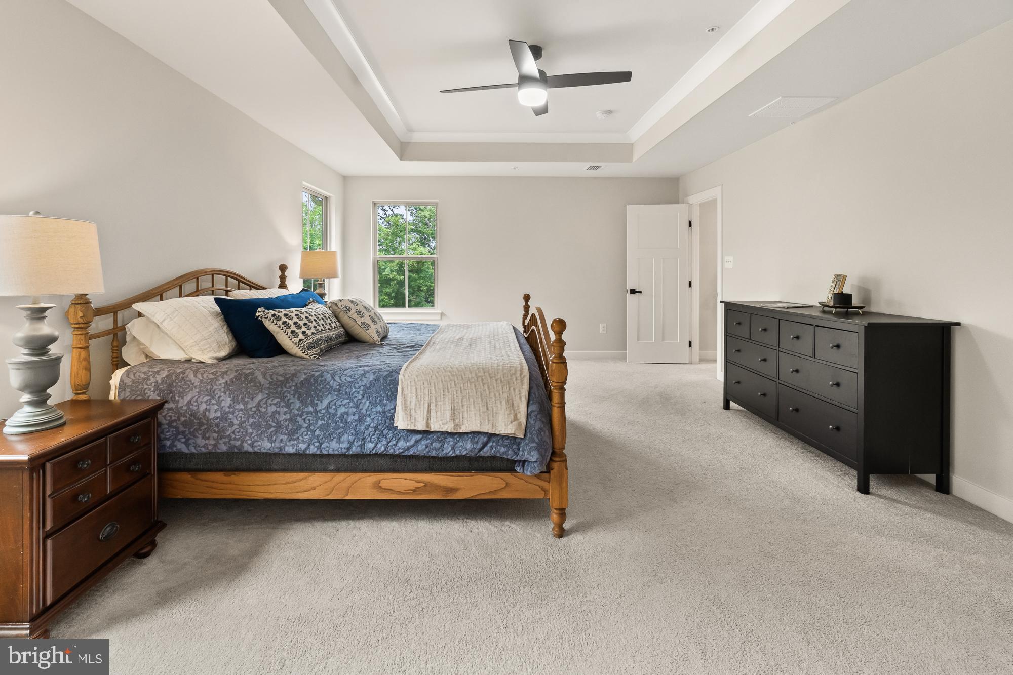 LAKE LINGANORE - Residential