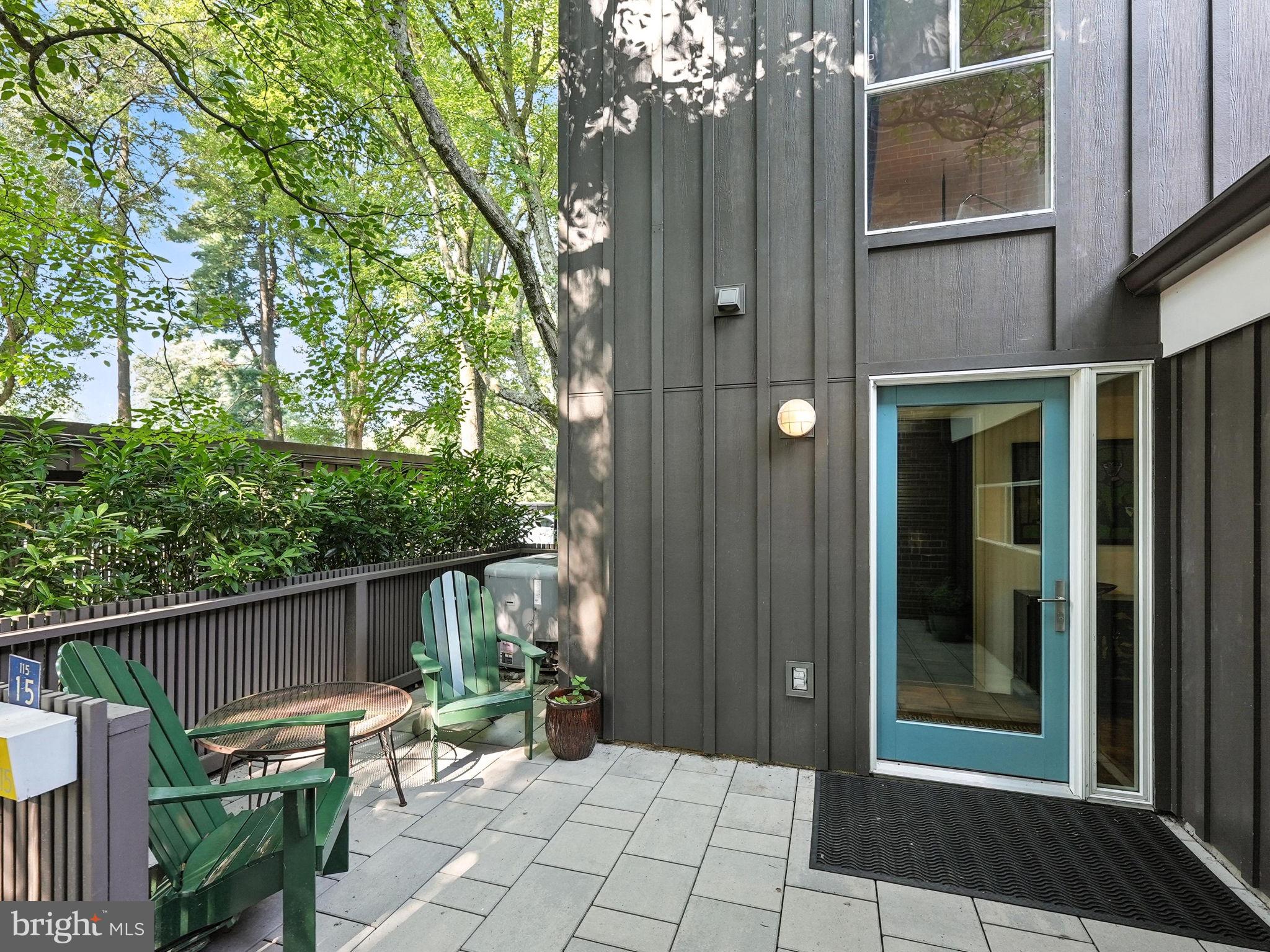 11515 LINKS DRIVE