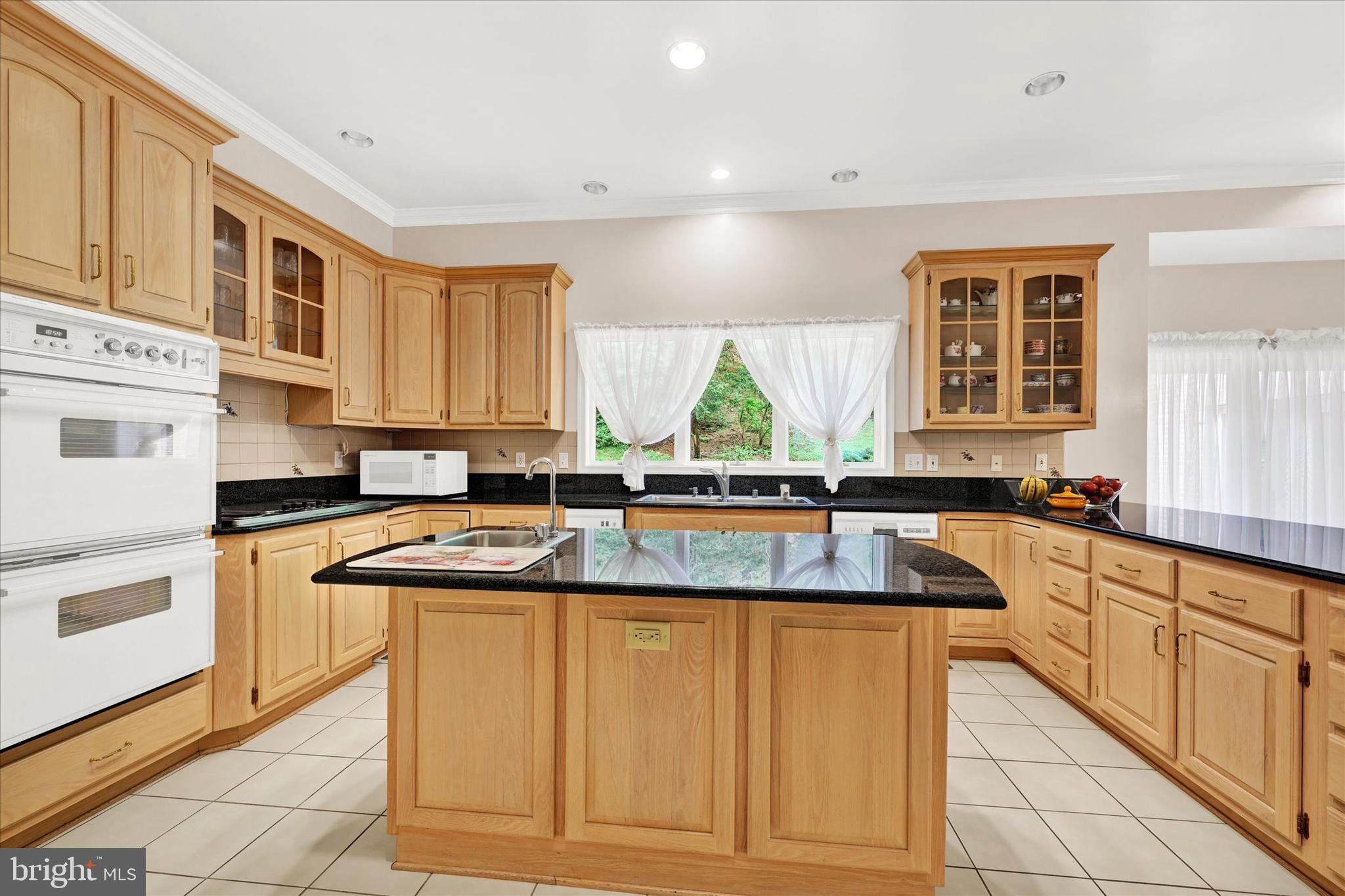 IVY HILL - Residential