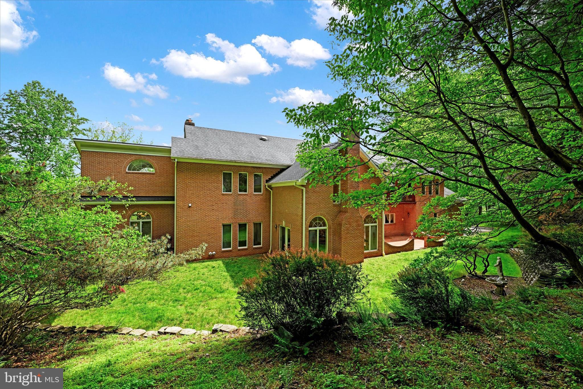 IVY HILL - Residential