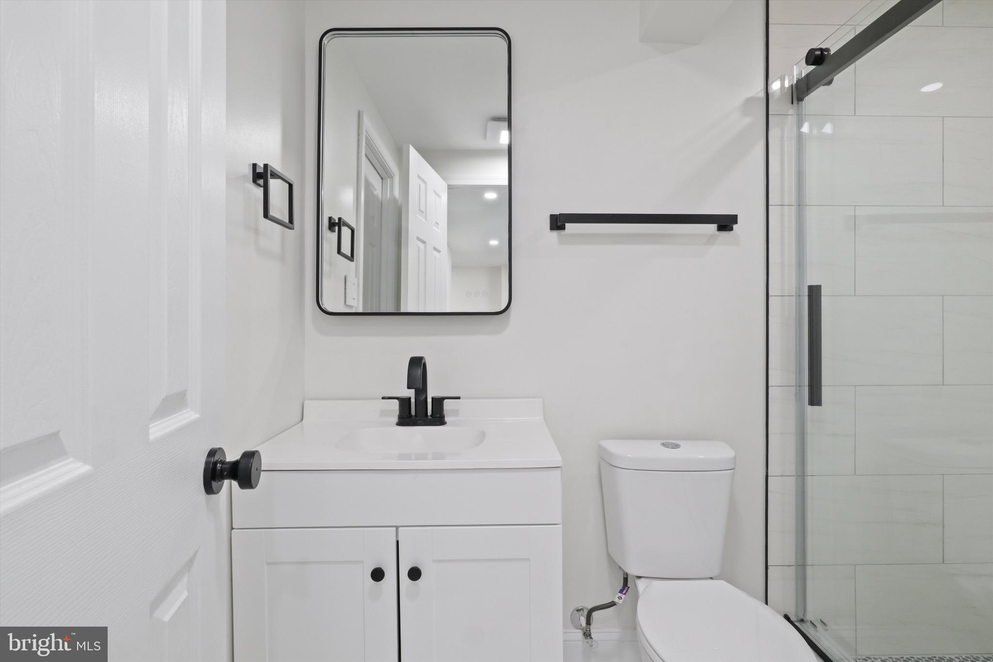 SOUTHGATE WOODS TOWNHOUSES - Residential Lease