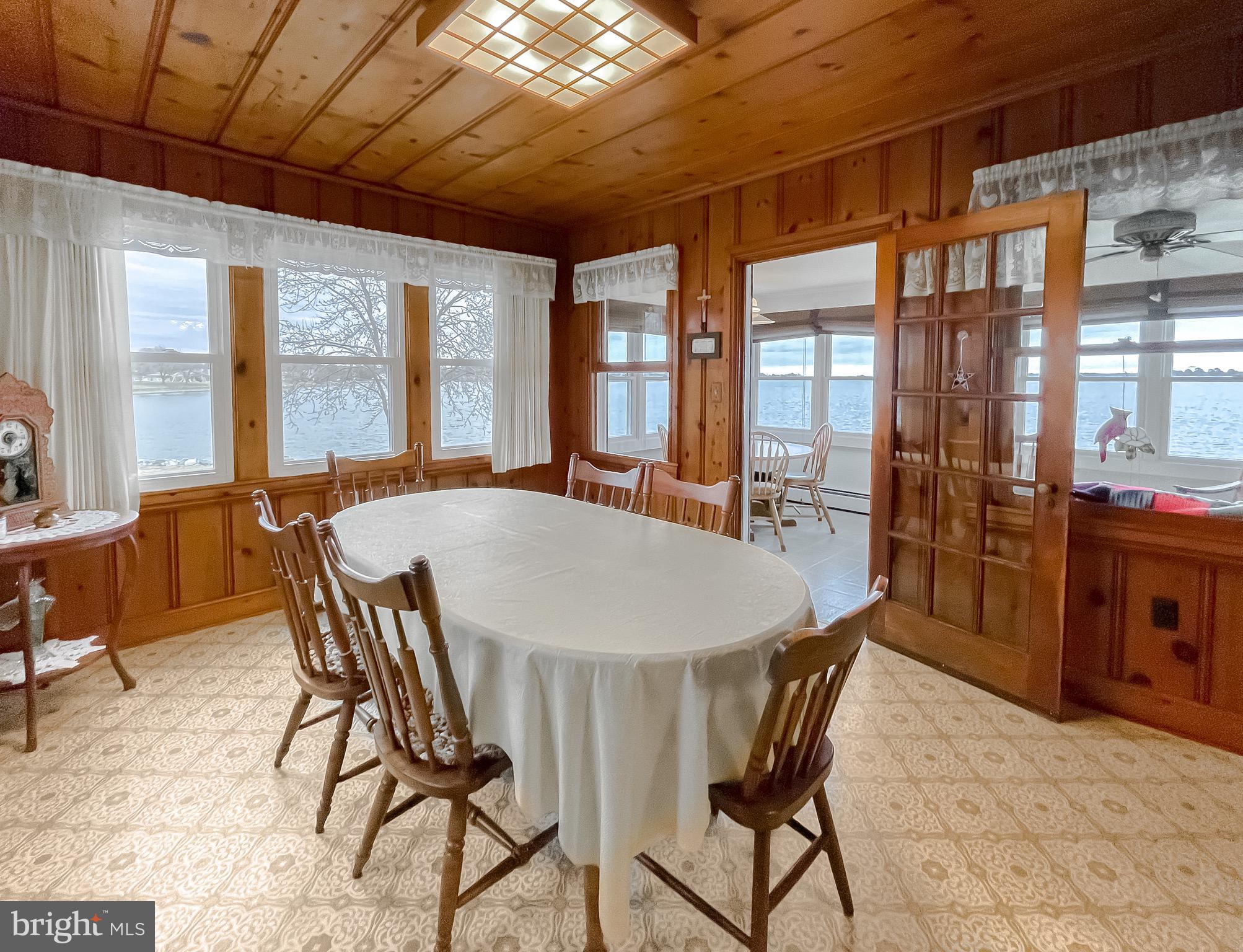 WHITES NECK CREEK - Residential