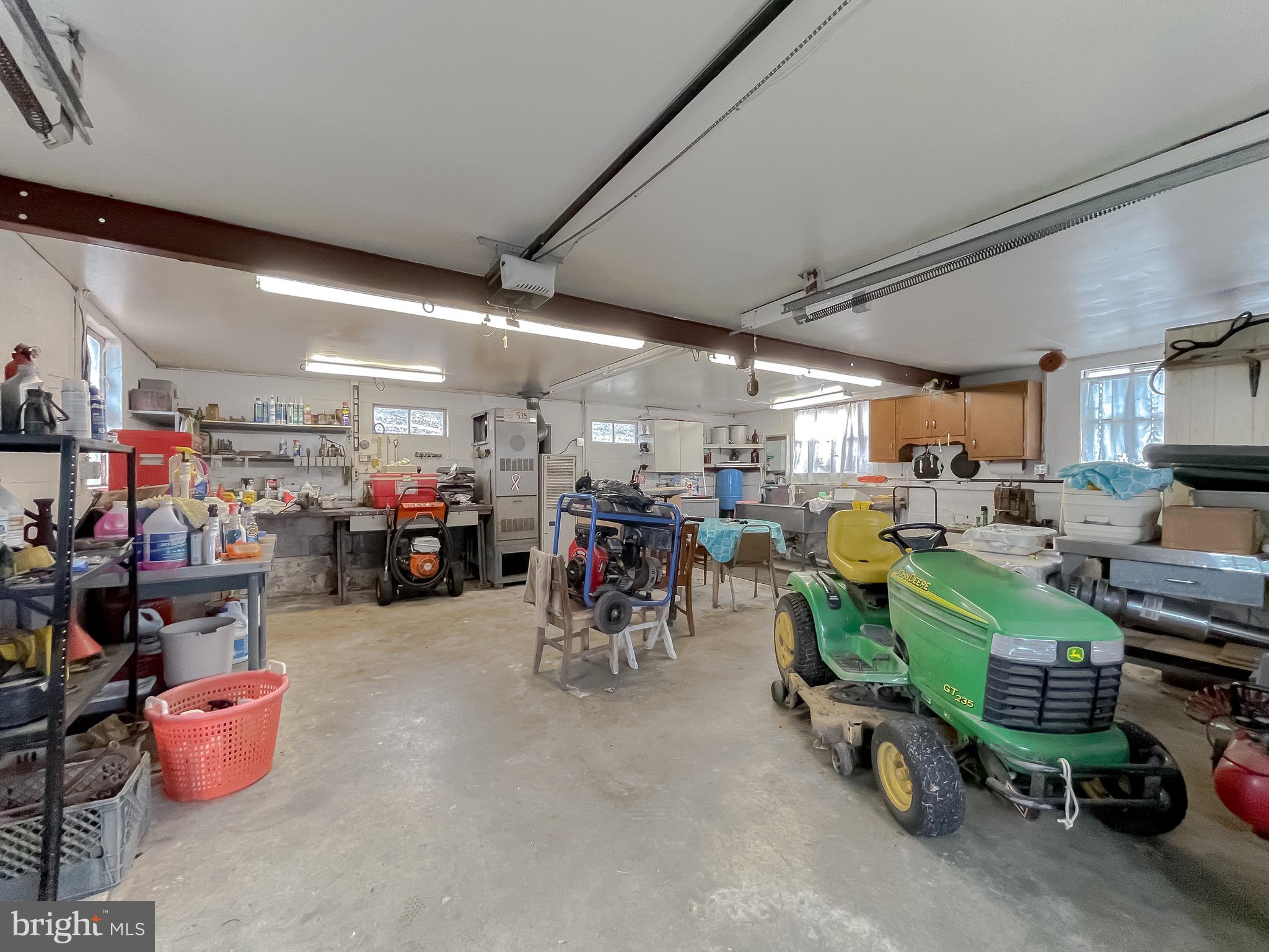 WHITES NECK CREEK - Residential