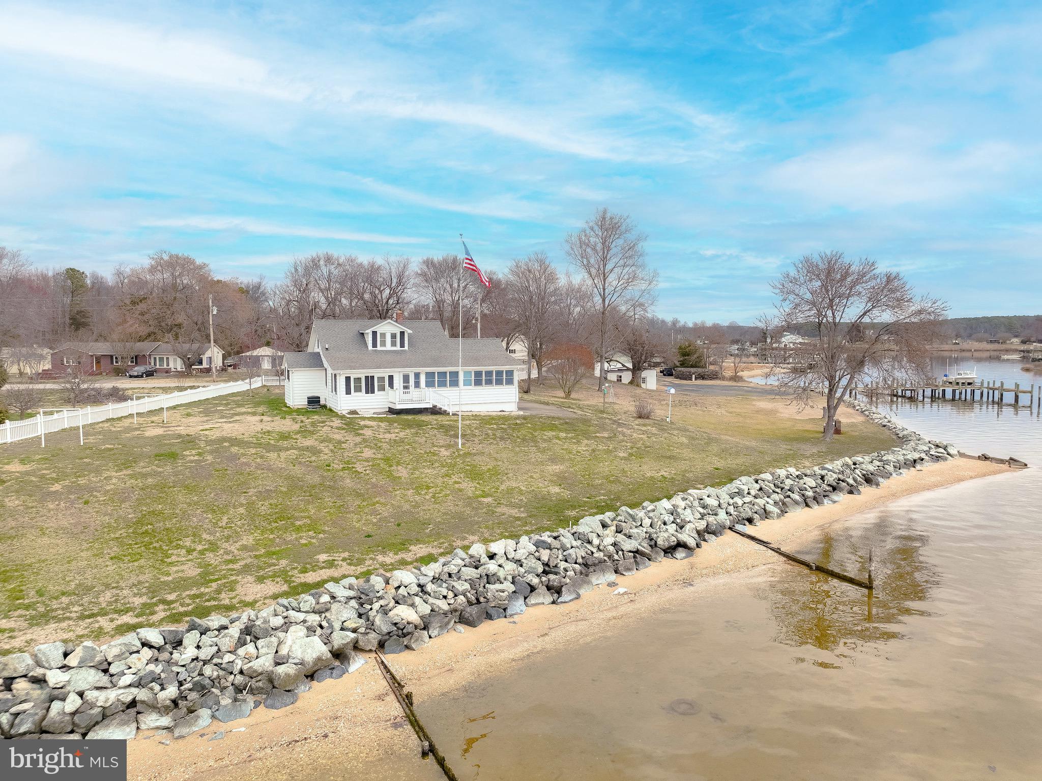 WHITES NECK CREEK - Residential