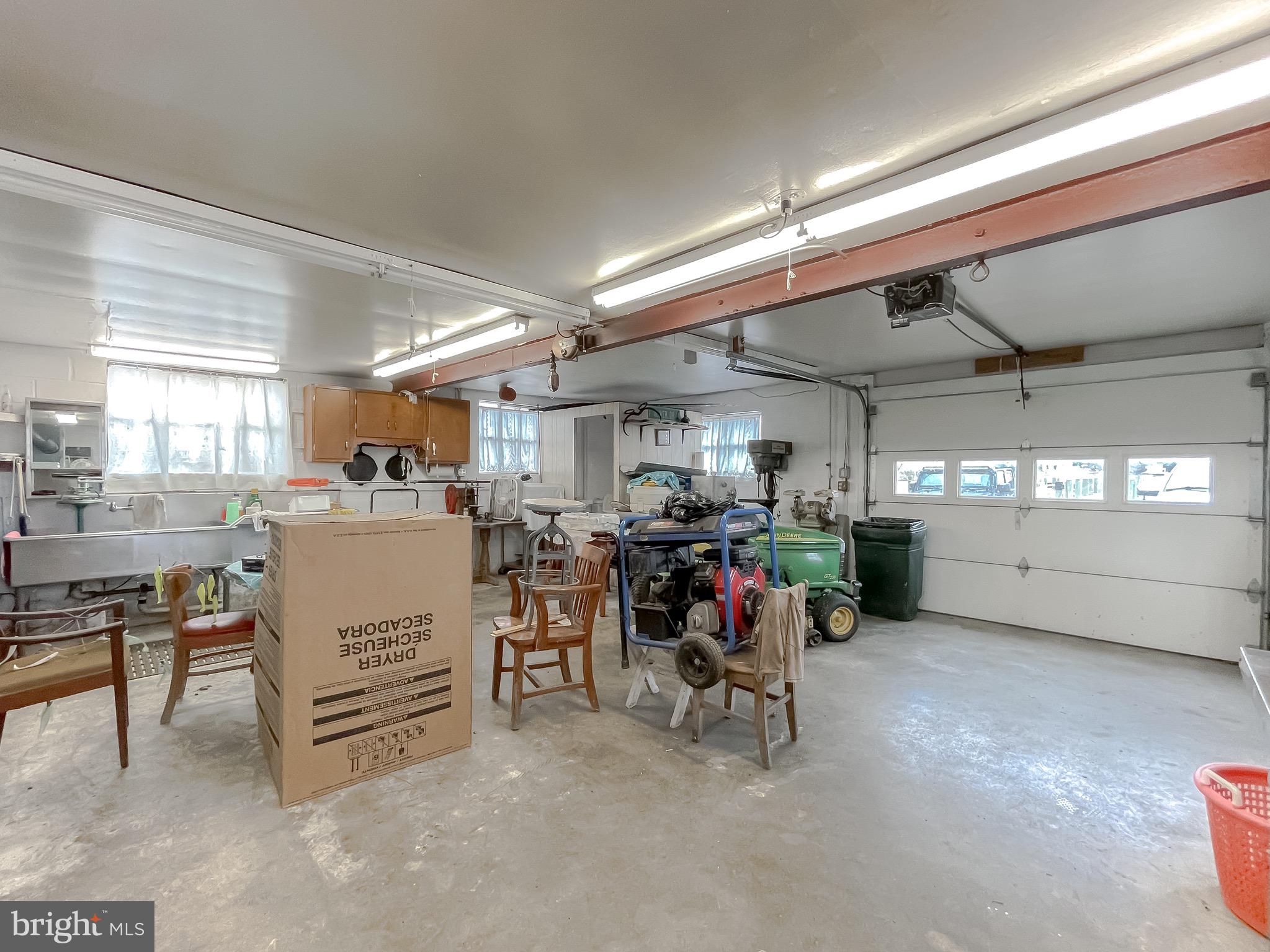 WHITES NECK CREEK - Residential