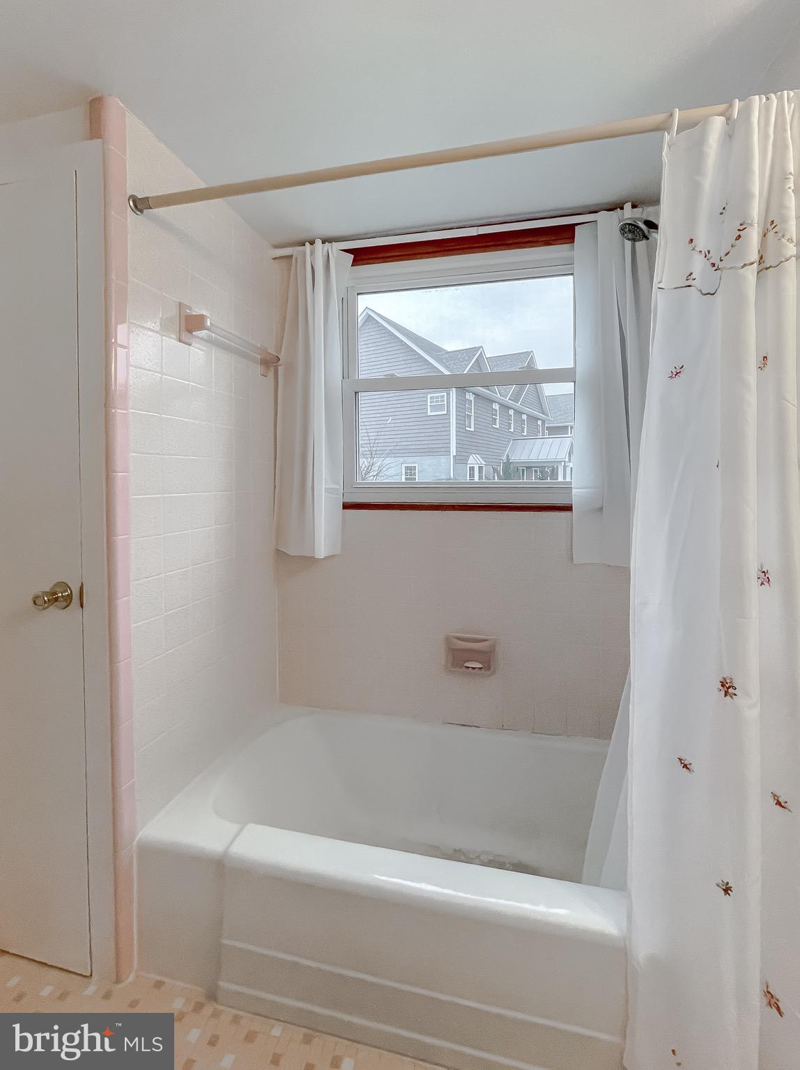 WHITES NECK CREEK - Residential