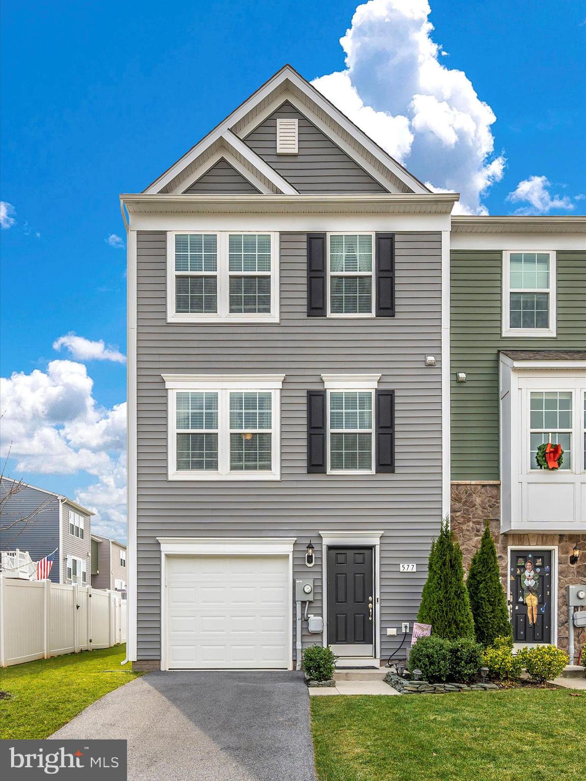 BRIAR RUN - Residential