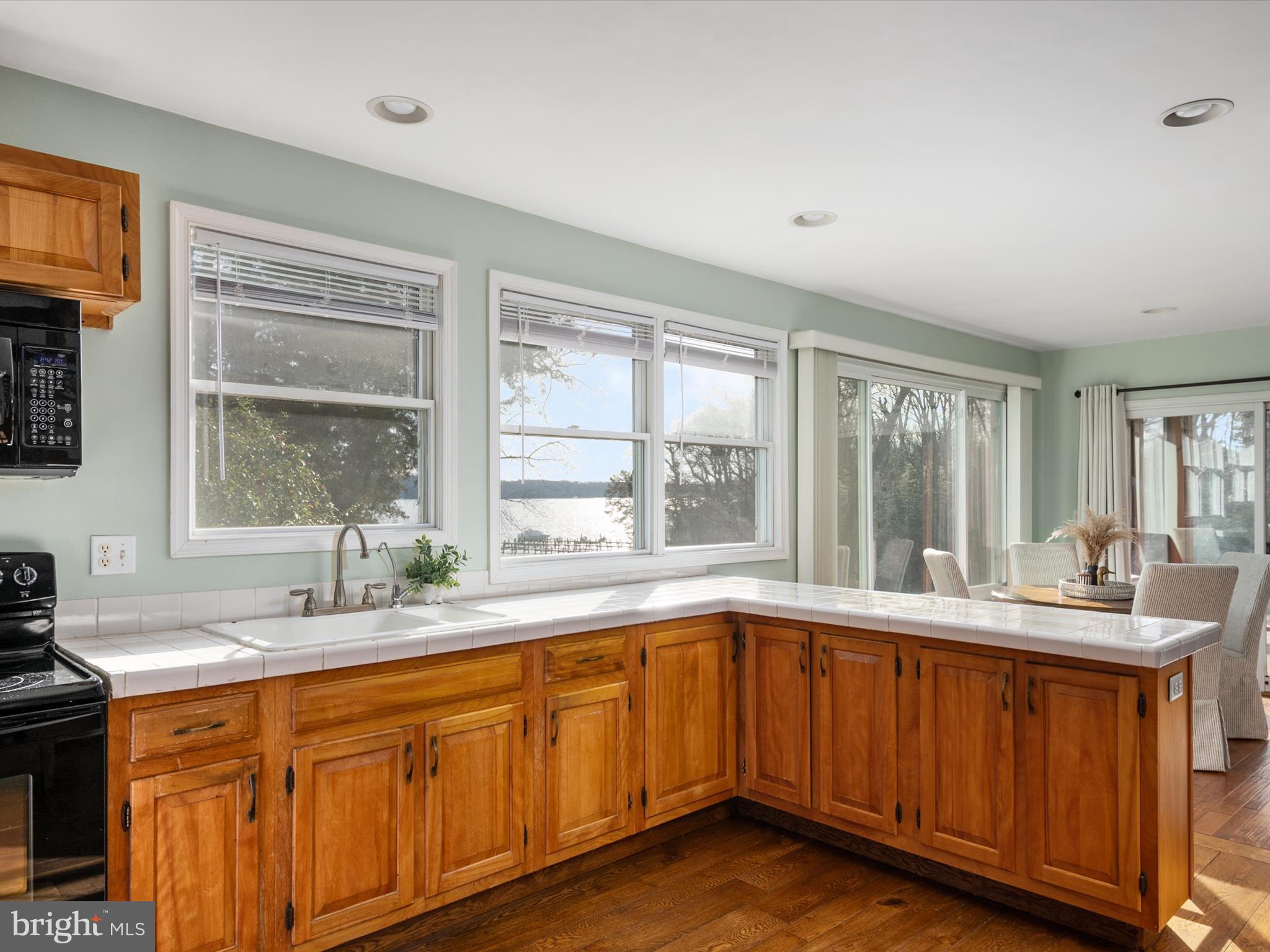 HERALD HARBOR - Residential