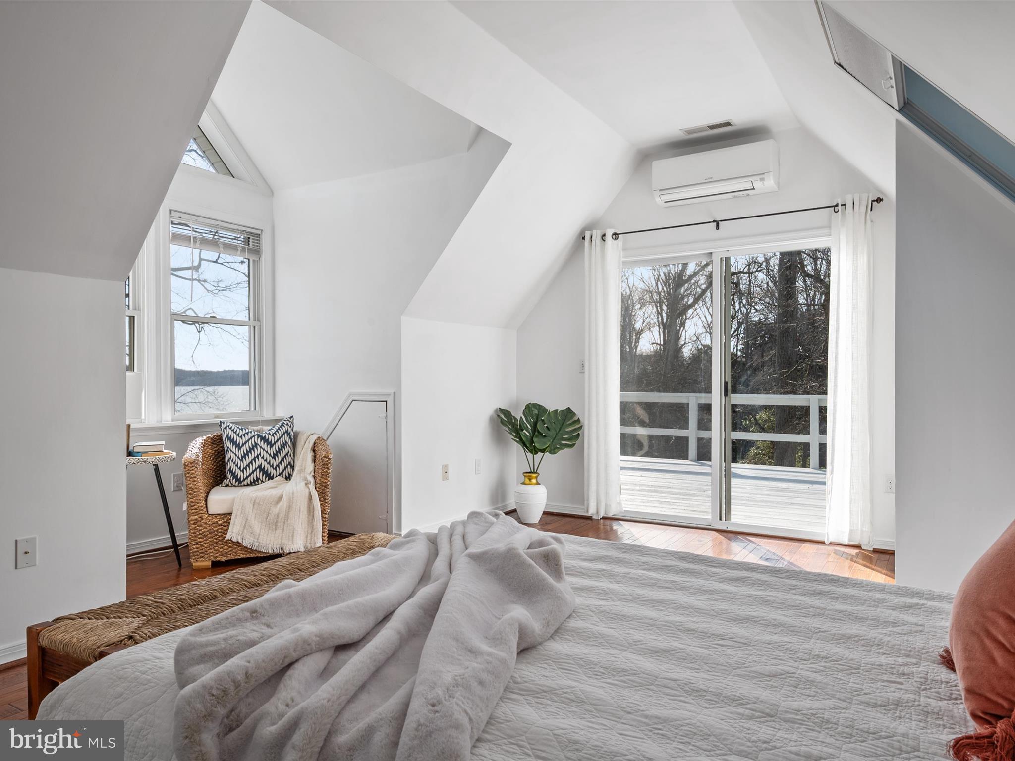 HERALD HARBOR - Residential