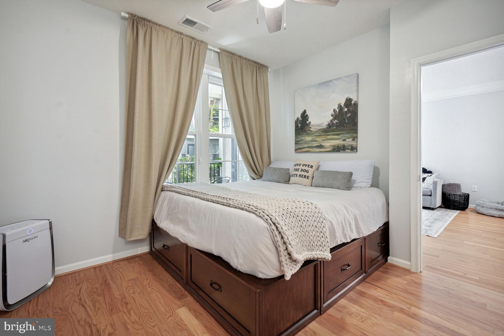 THE COLONNADE AT KENTLANDS - Residential Lease