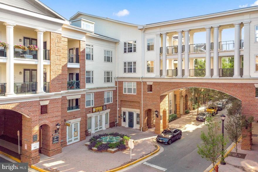 Beautiful and peaceful first floor unit with BALCONY overlooking gated courtyard. One bedroom, one bath with full size washer and dryer in unit. Updated fixtures throughout including motorized shades. New paint throughout. ASSIGNED PARKING SPACE #18 in gated and covered parking garage.  Rental price ALSO INCLUDES STORAGE UNIT S28 .  GREAT LOCATION-walk to shopping and restaurants.  Don't forget to check out all the great amenities THE COLONADE has to offer. GYM, POOL, PARTY ROOM