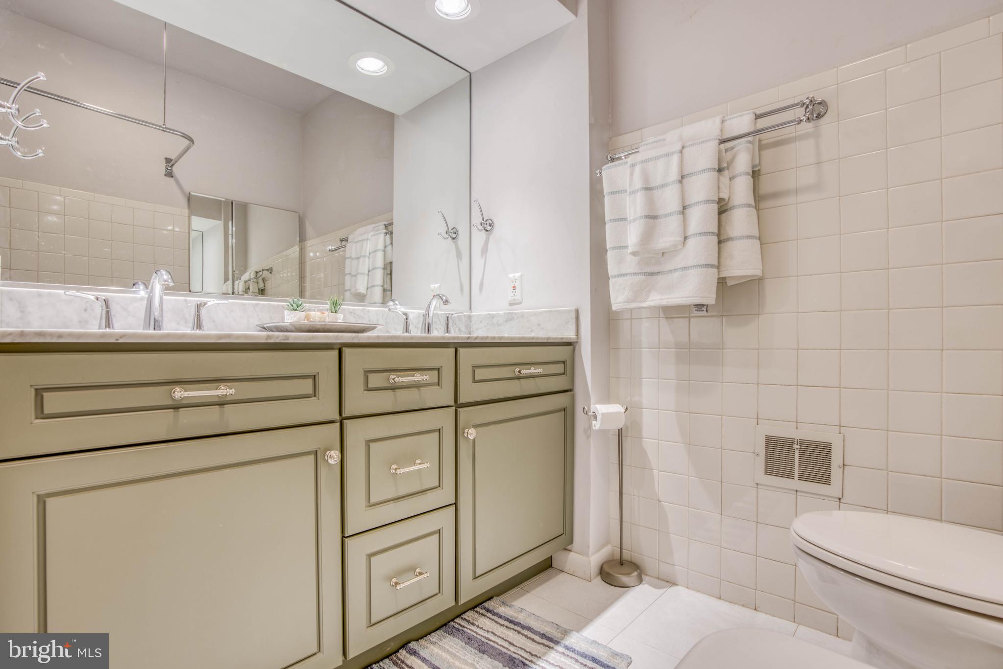 CANTON - Residential Lease