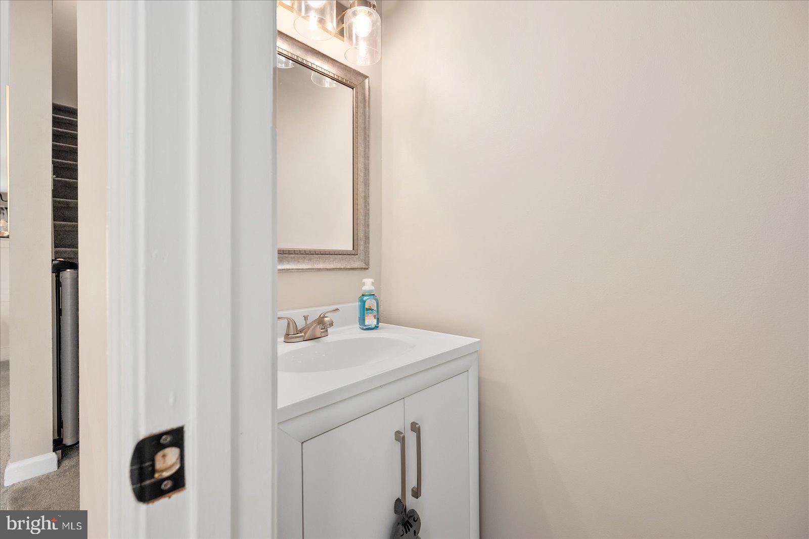 FRANKLIN SQUARE - Residential