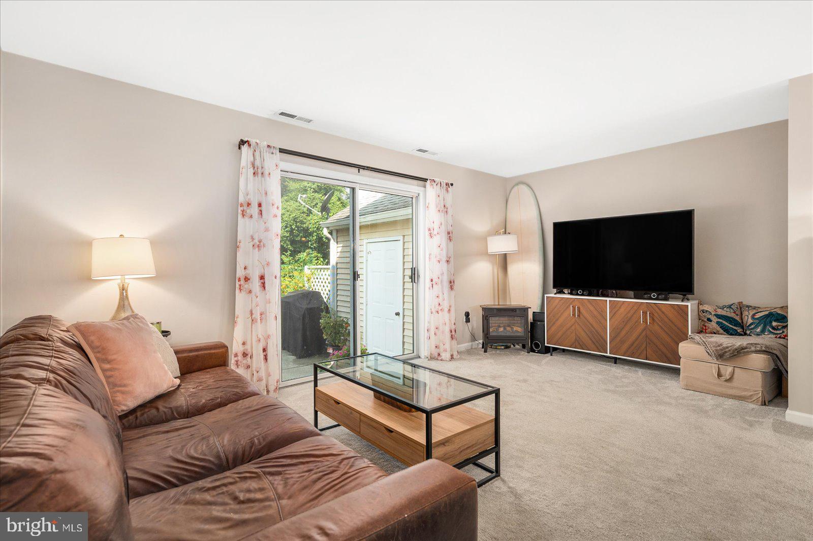 FRANKLIN SQUARE - Residential