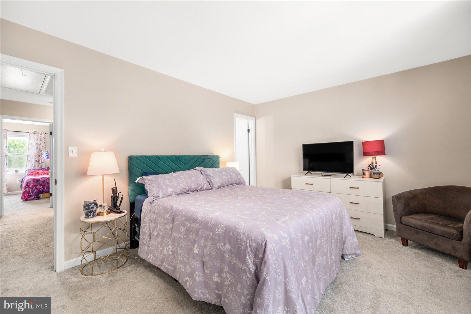 FRANKLIN SQUARE - Residential