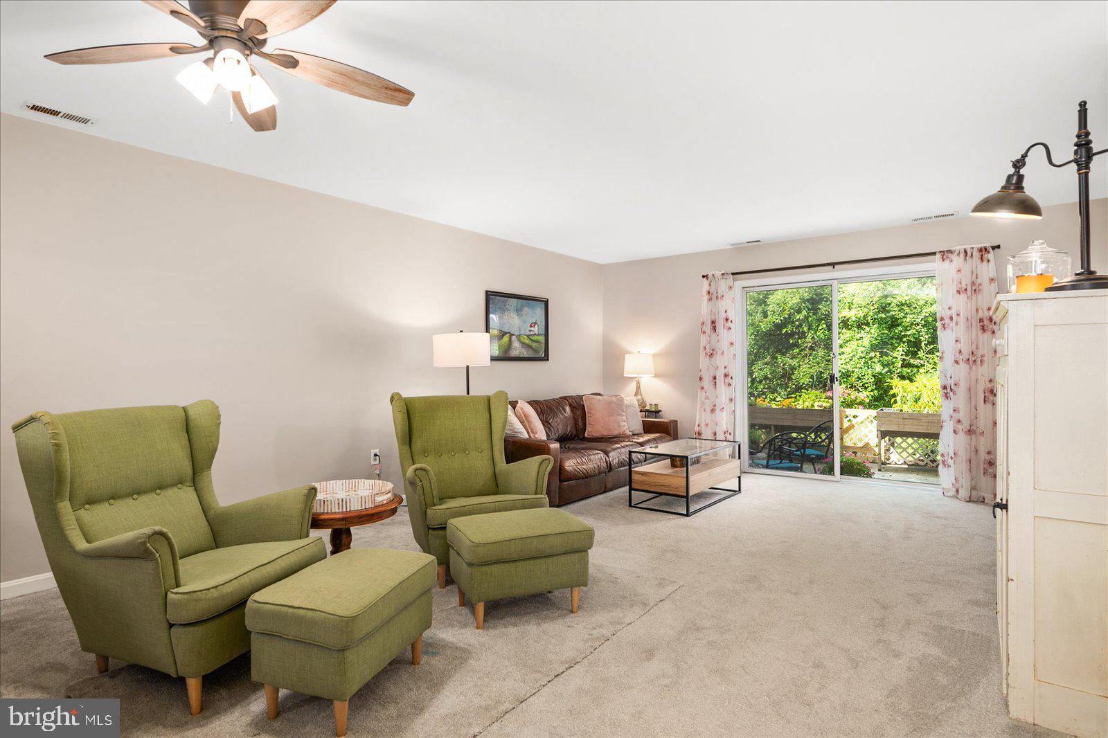 FRANKLIN SQUARE - Residential