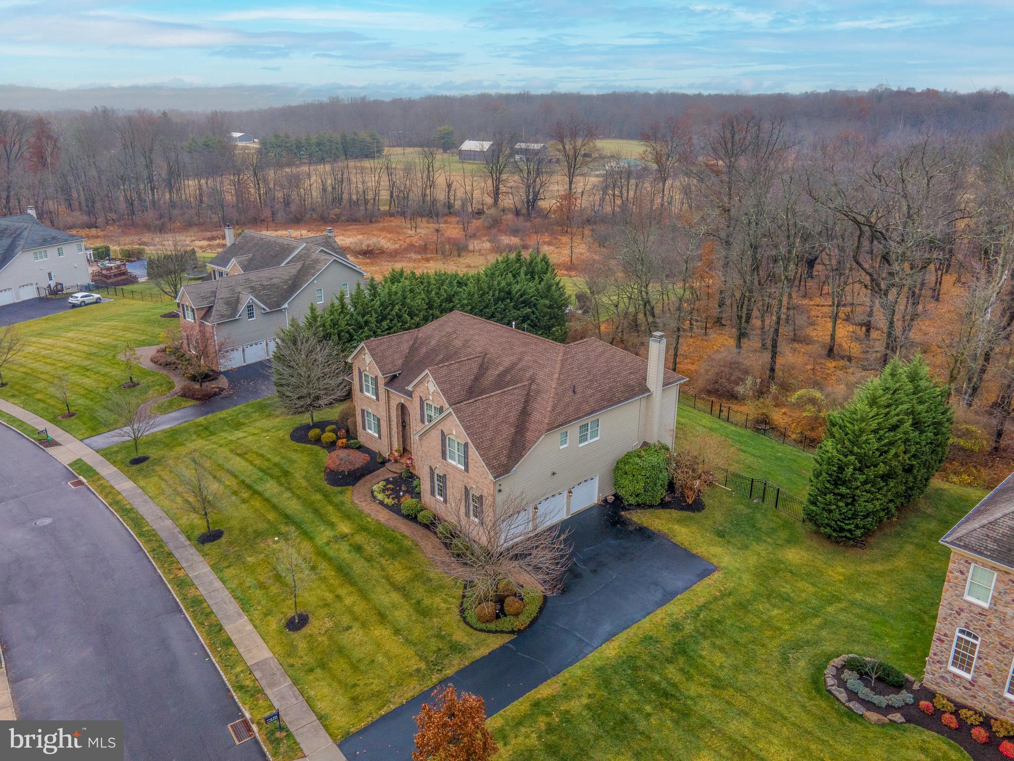 CHAPMANS CORNER - Residential