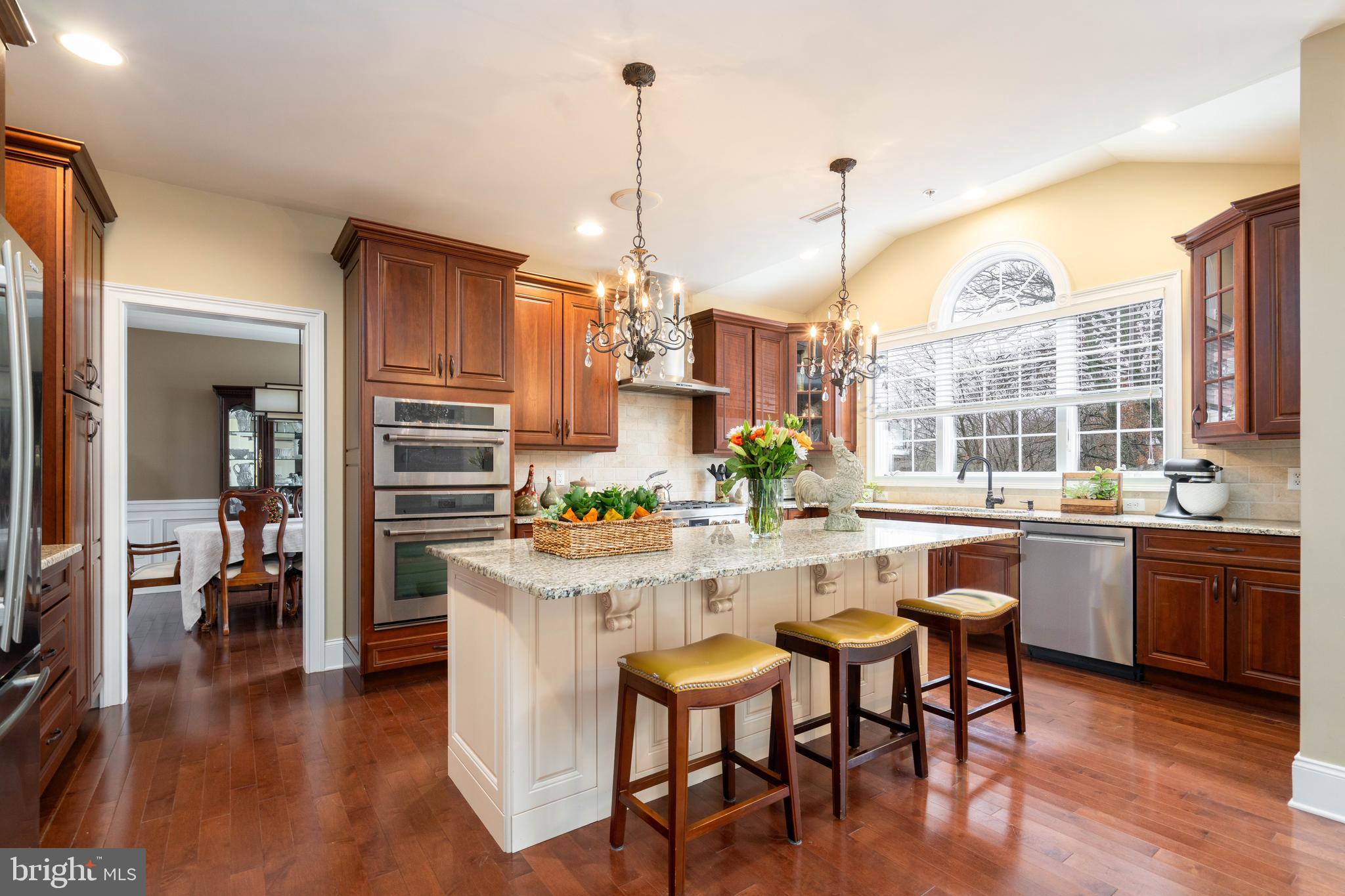 CHAPMANS CORNER - Residential