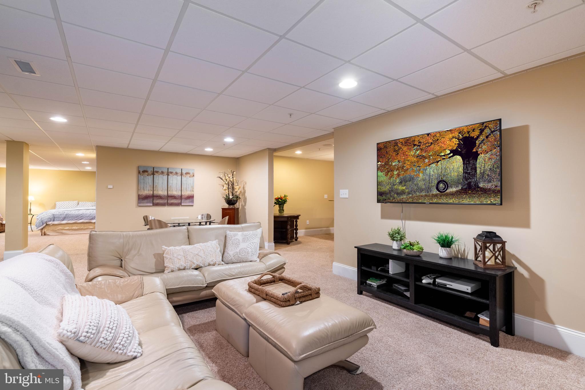 CHAPMANS CORNER - Residential