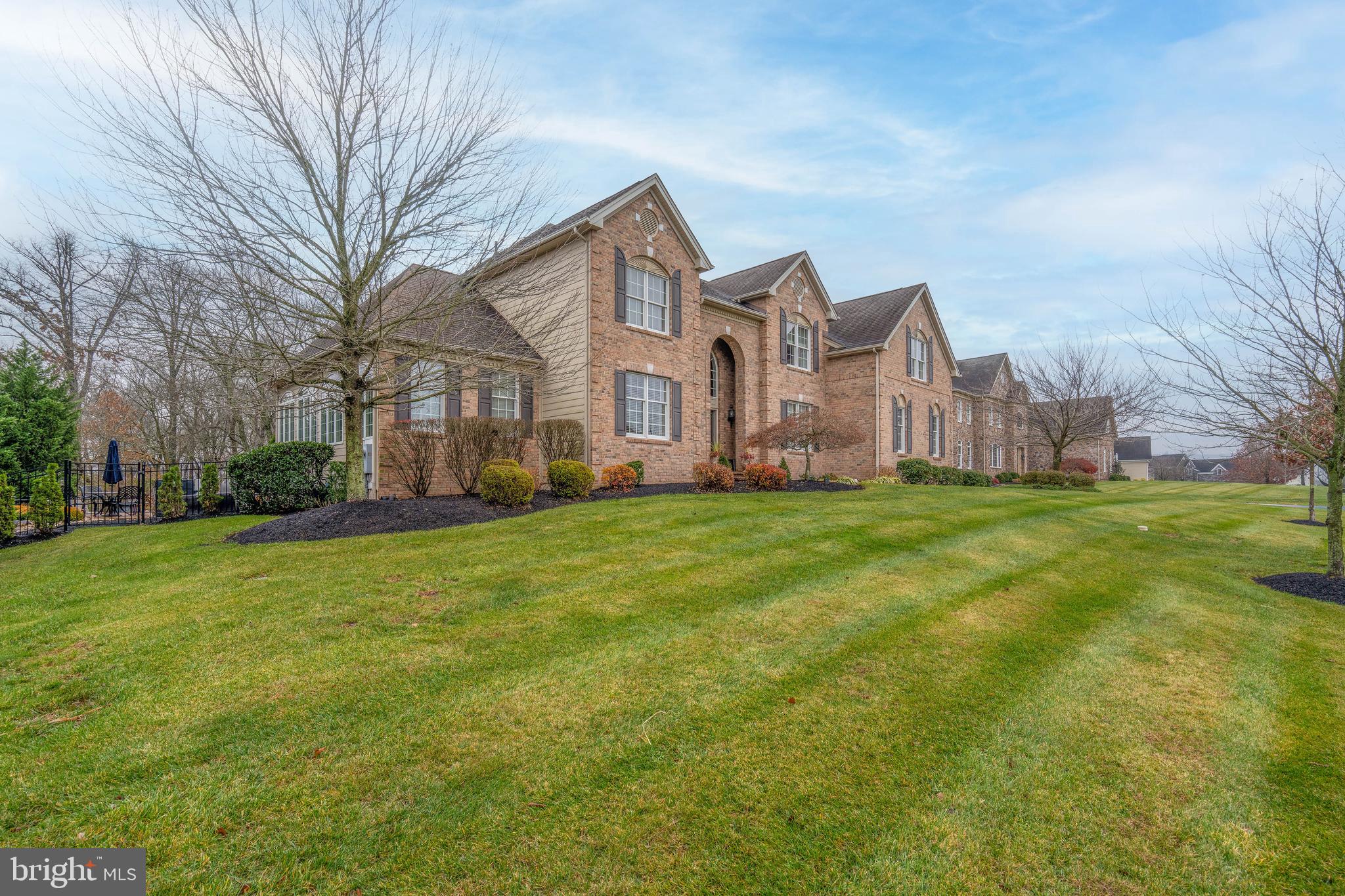 CHAPMANS CORNER - Residential