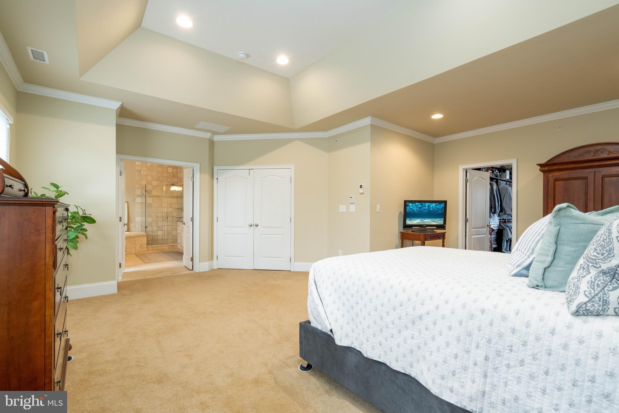 CHAPMANS CORNER - Residential