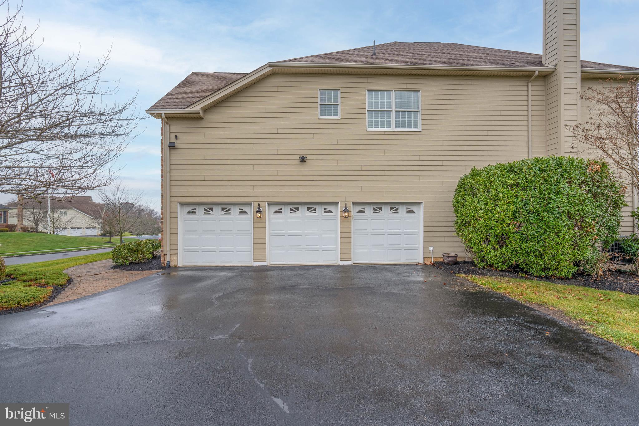 CHAPMANS CORNER - Residential