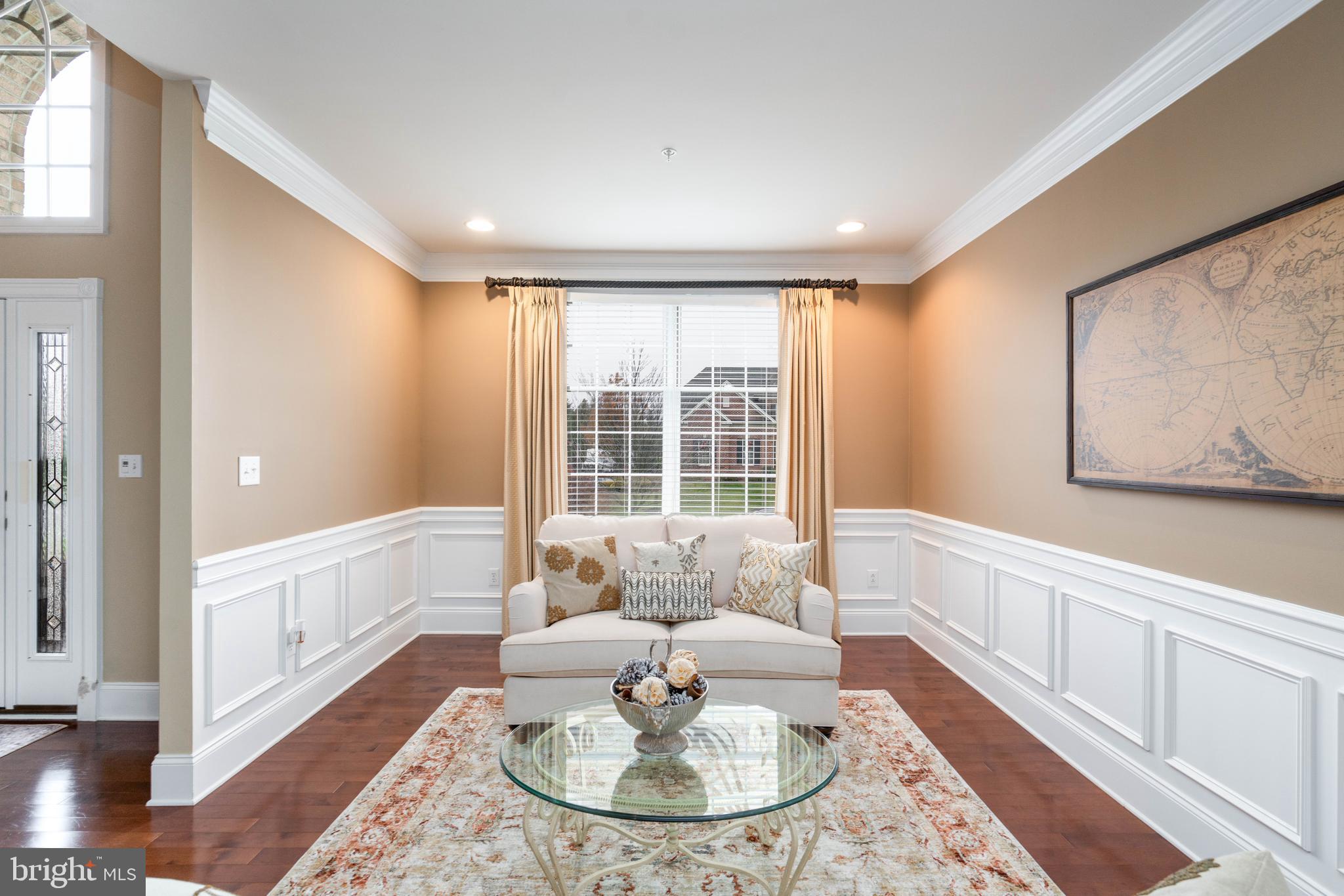 CHAPMANS CORNER - Residential