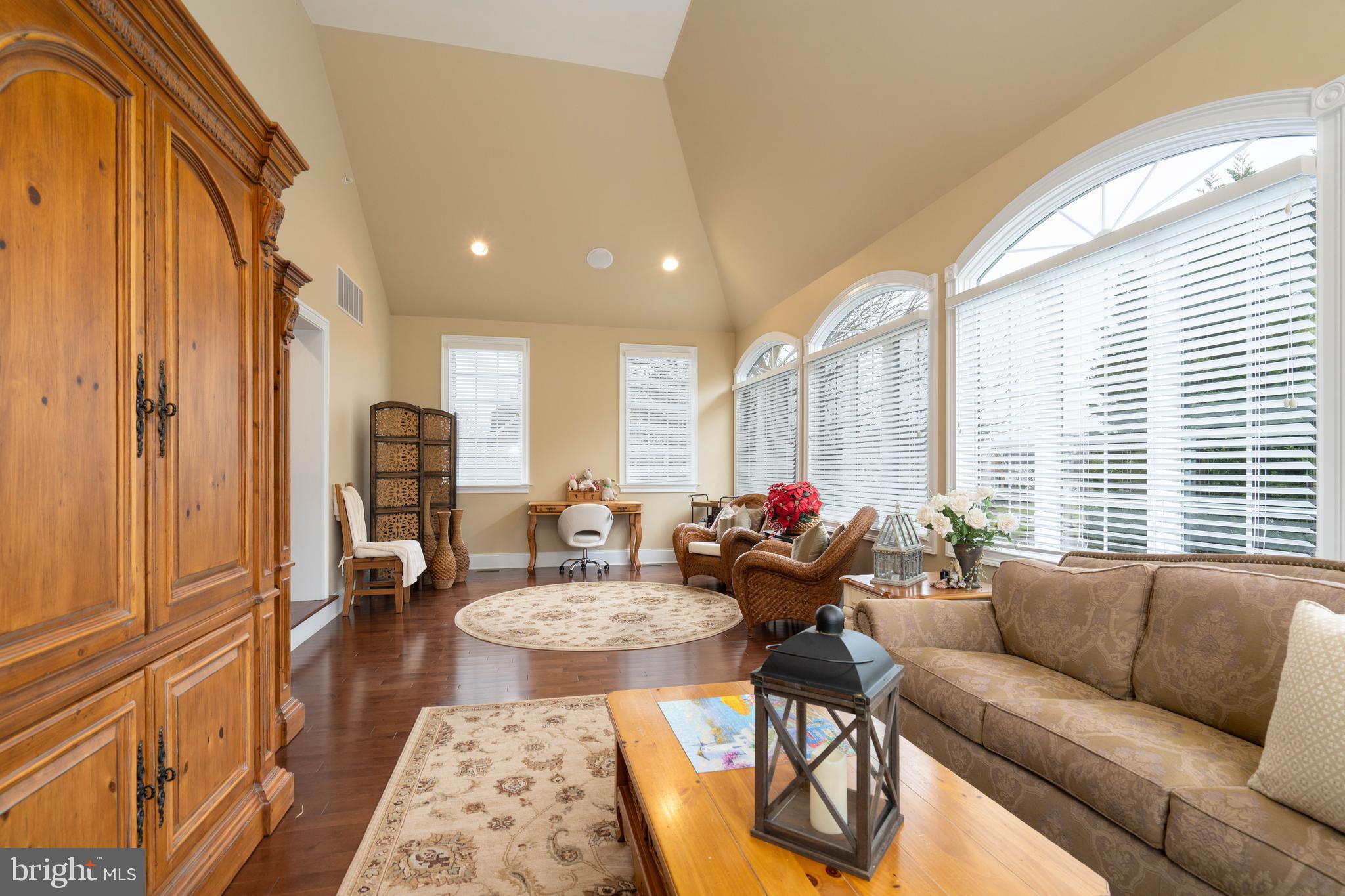 CHAPMANS CORNER - Residential