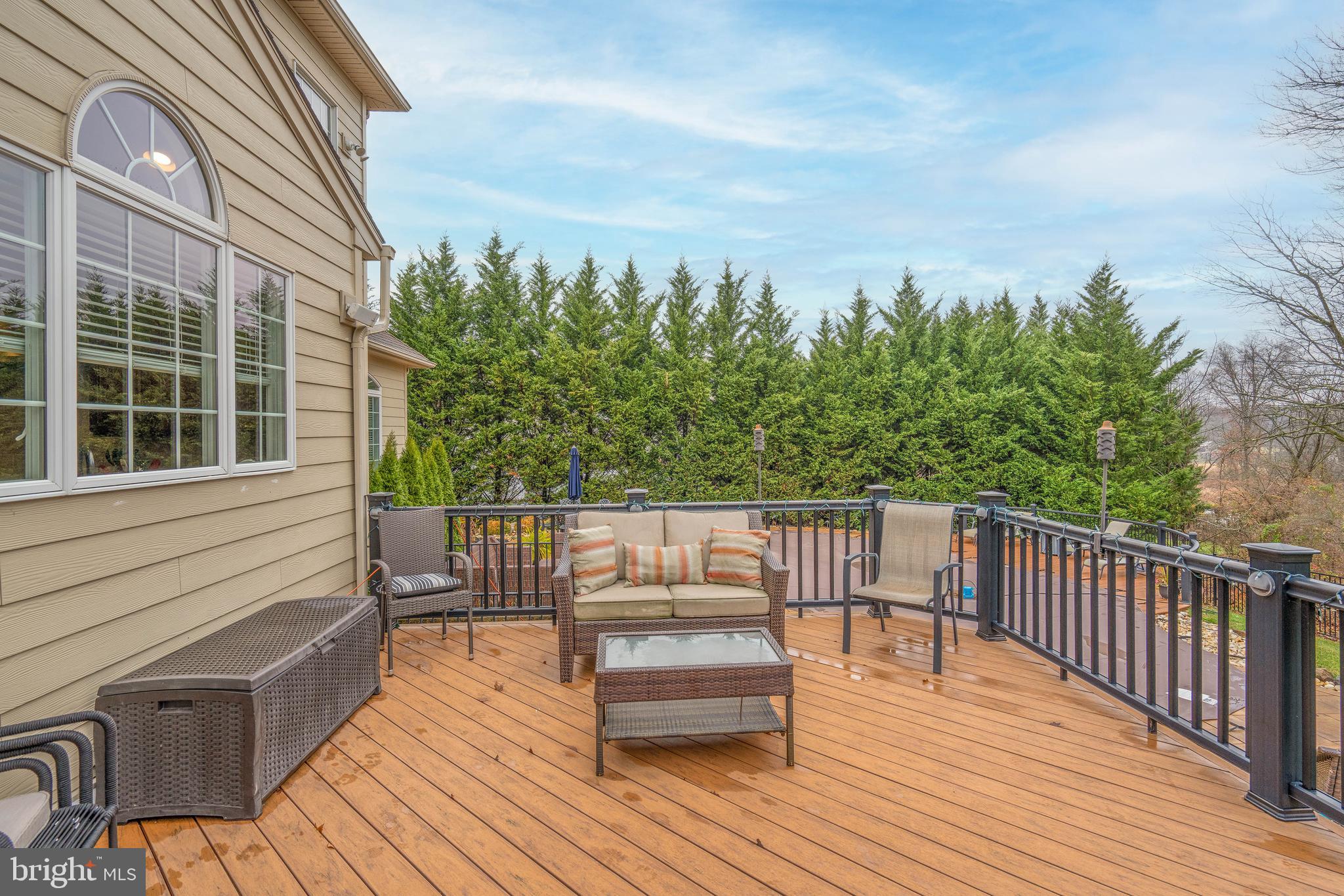 CHAPMANS CORNER - Residential