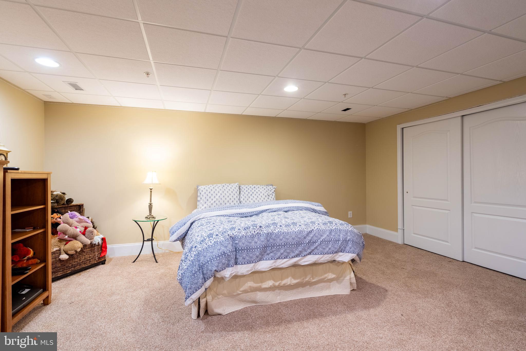 CHAPMANS CORNER - Residential