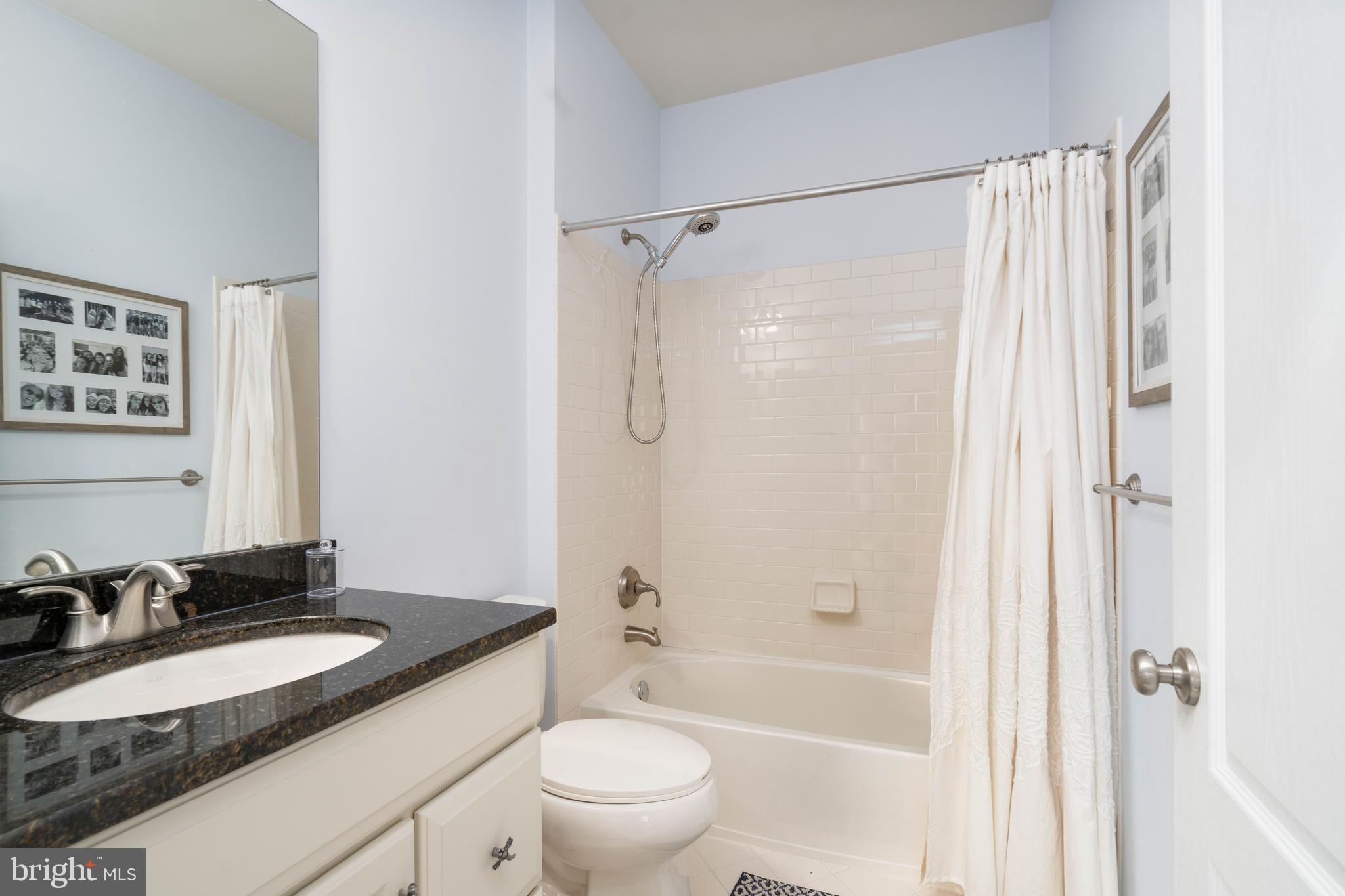 CHAPMANS CORNER - Residential