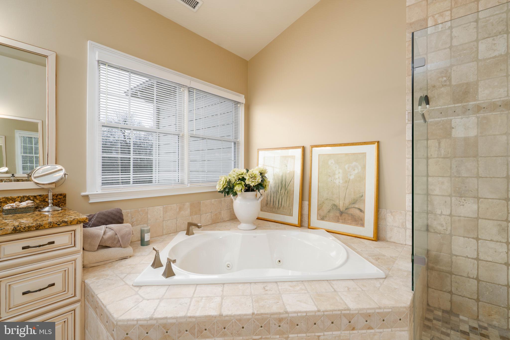 CHAPMANS CORNER - Residential