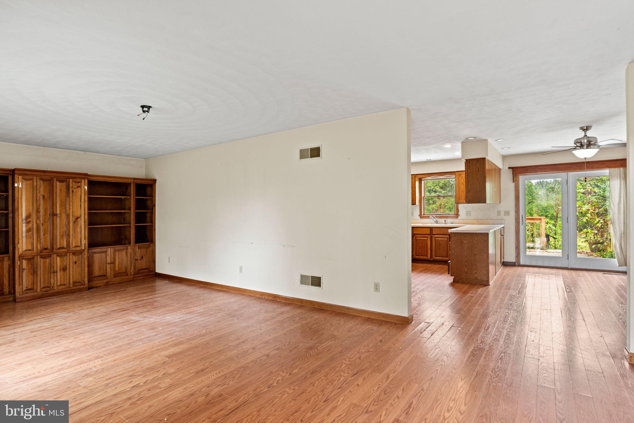 79 N SCHOOL HOUSE ROAD