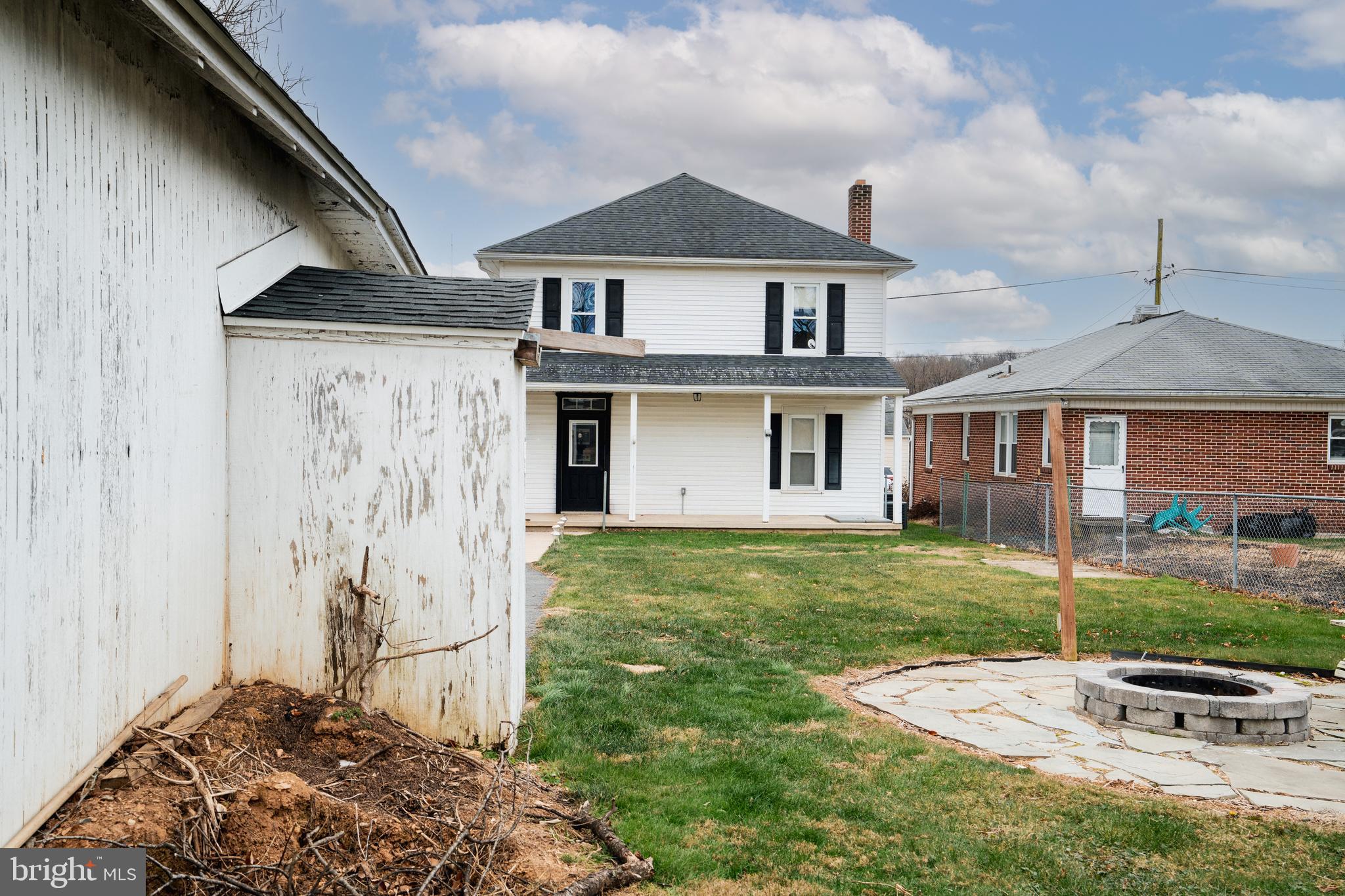 WINDSOR BORO - Residential