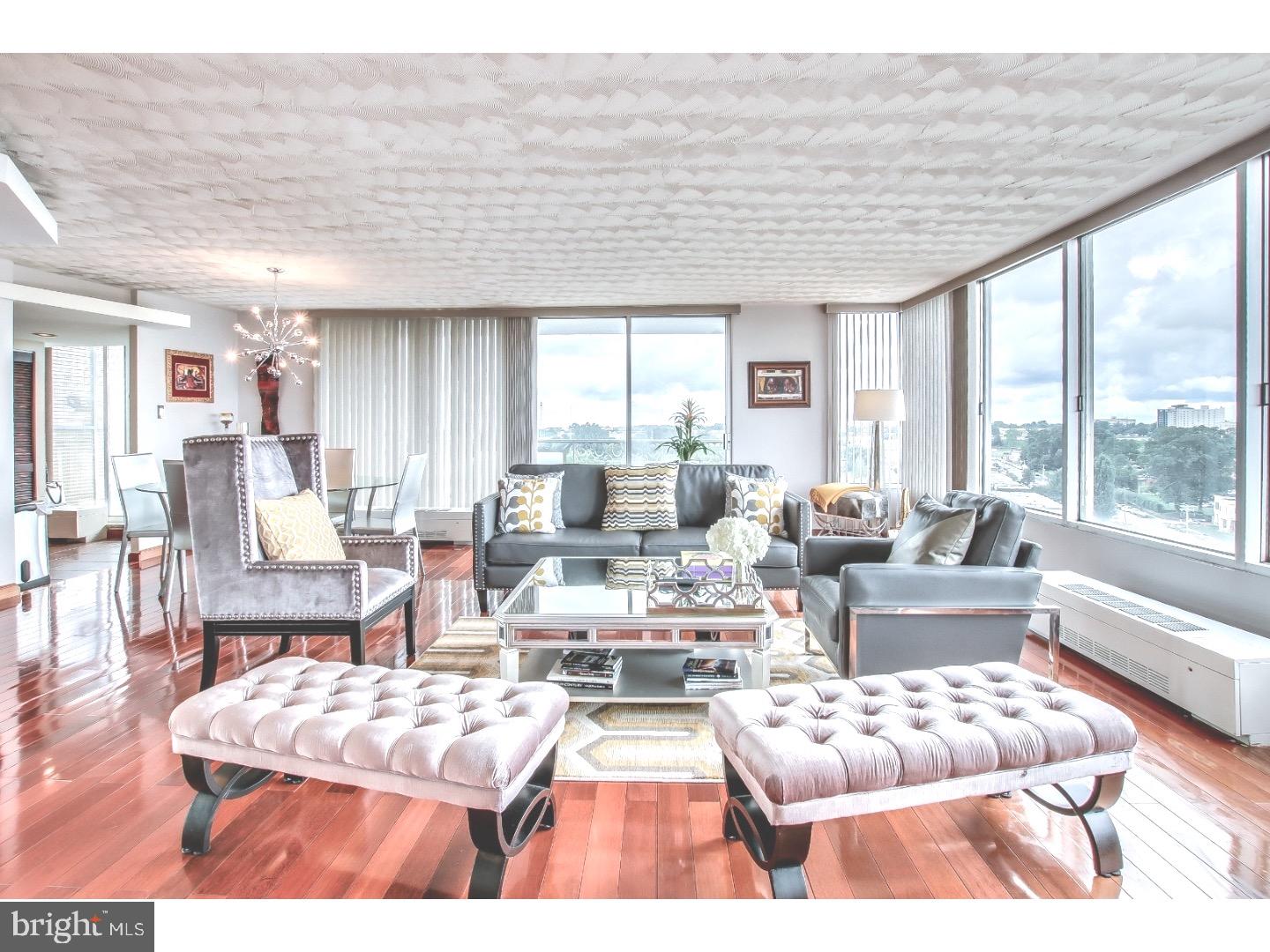 PARK PLAZA - Residential