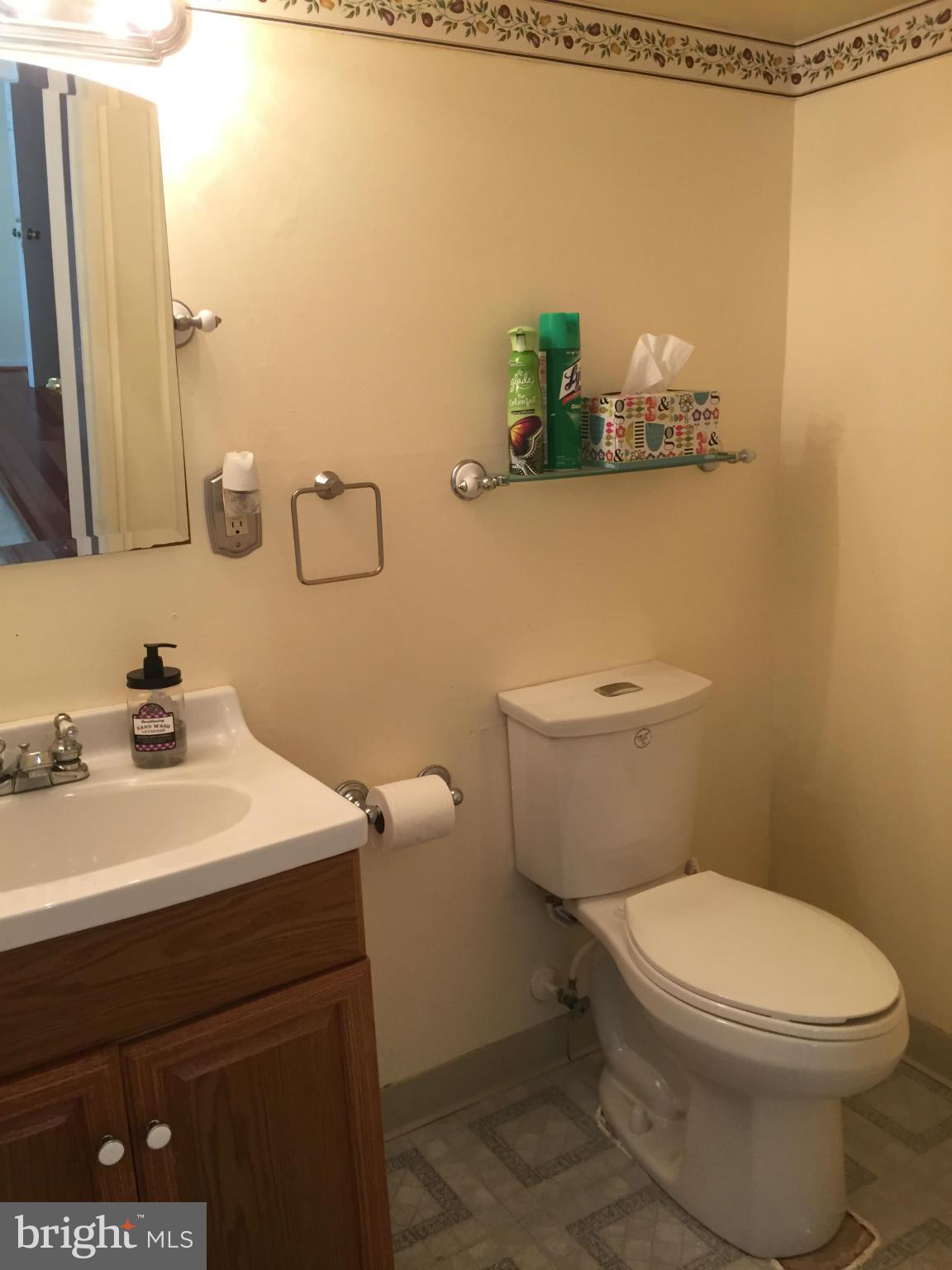 WESTGATE WOODS - Residential Lease