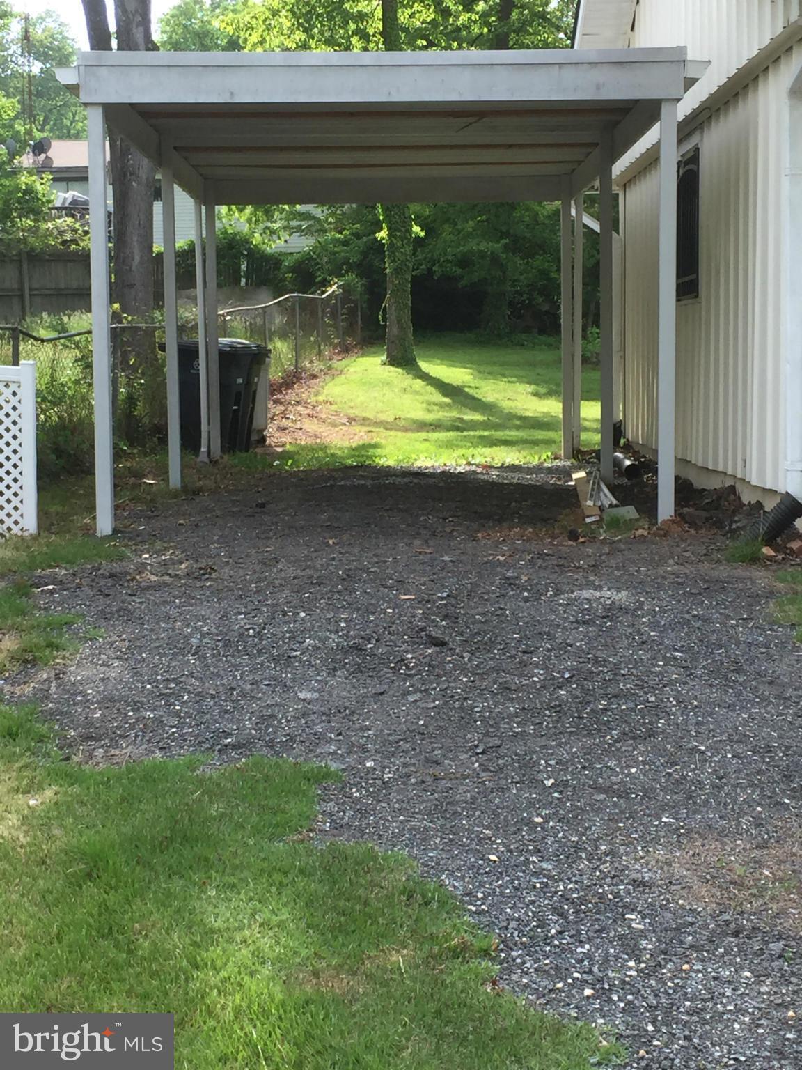 WESTGATE WOODS - Residential Lease