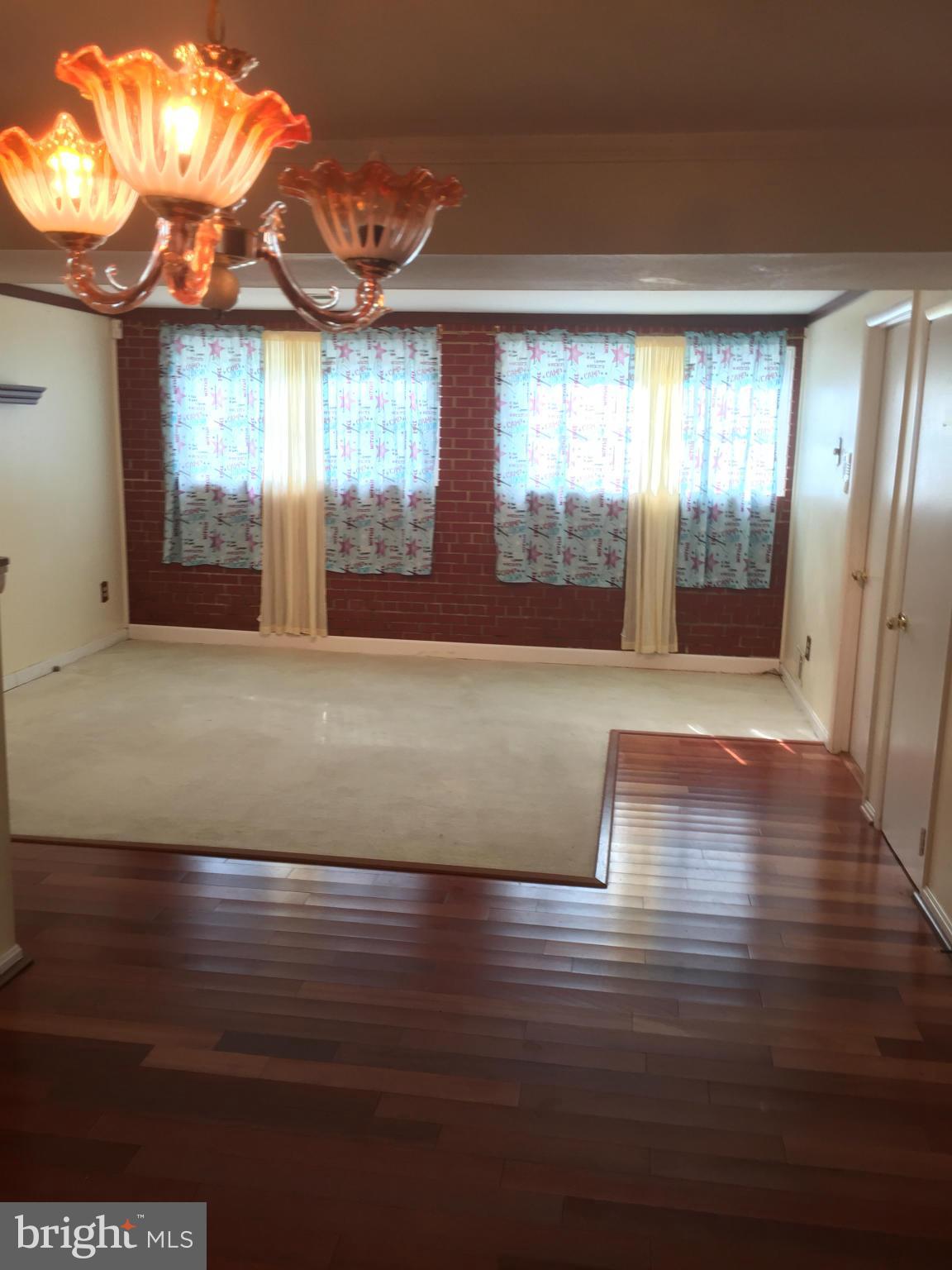 WESTGATE WOODS - Residential Lease