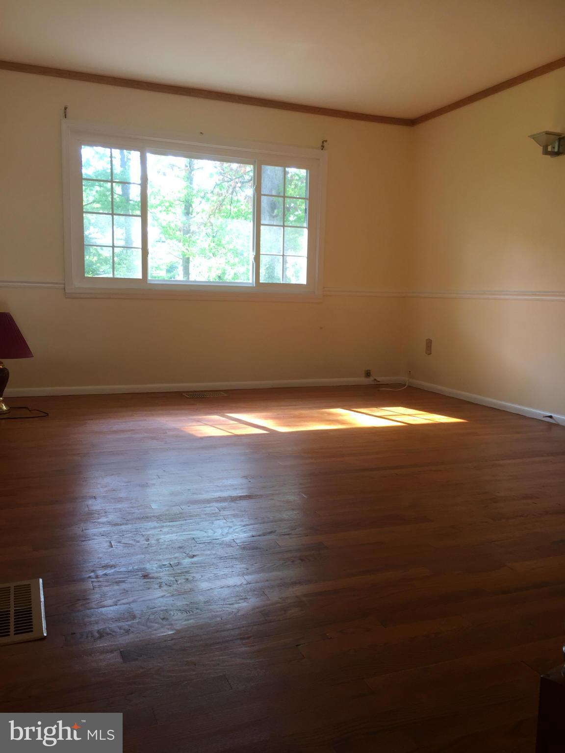 WESTGATE WOODS - Residential Lease